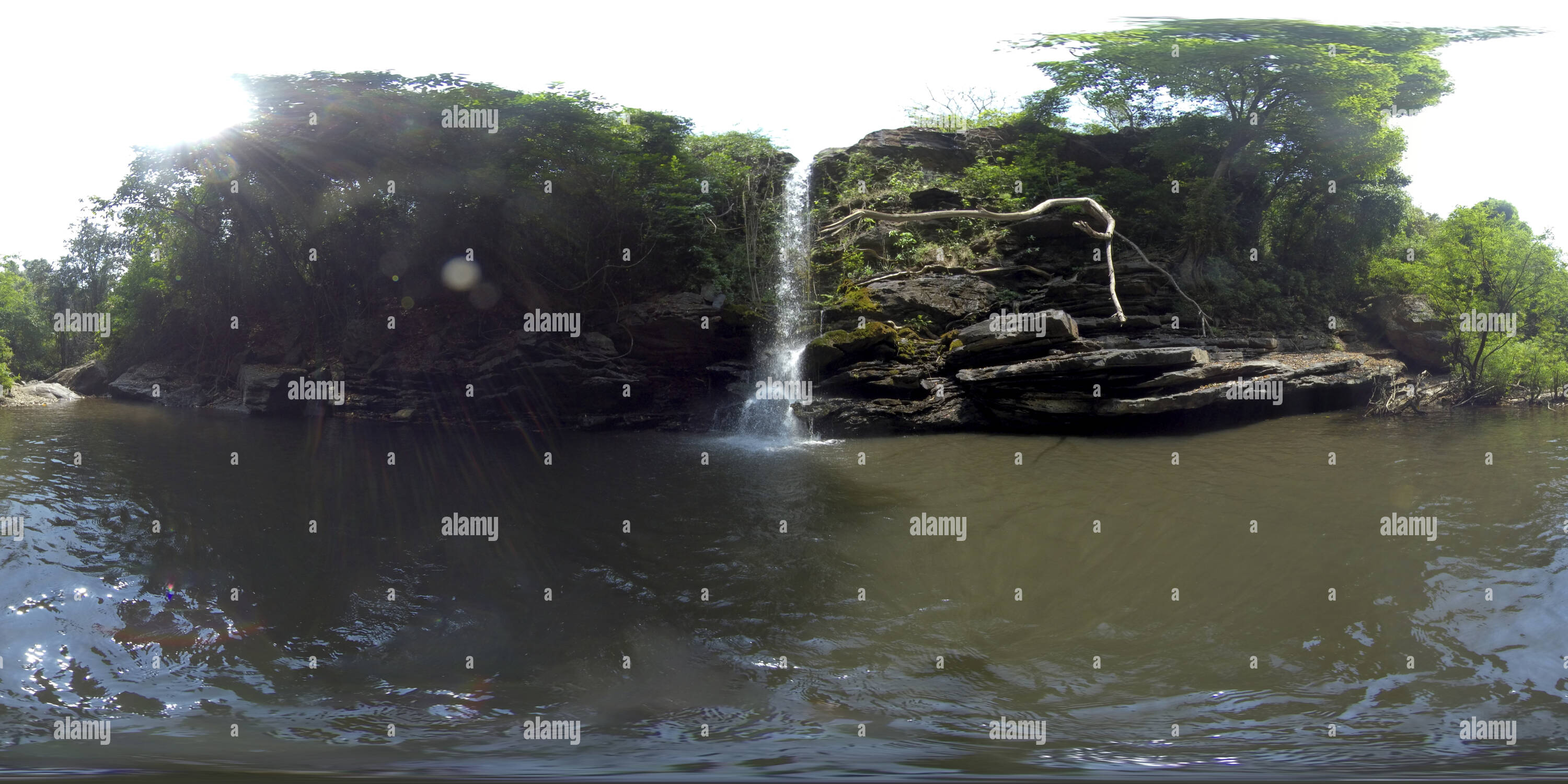 360 Grad Panorama Ansicht von Vainguinim Falls