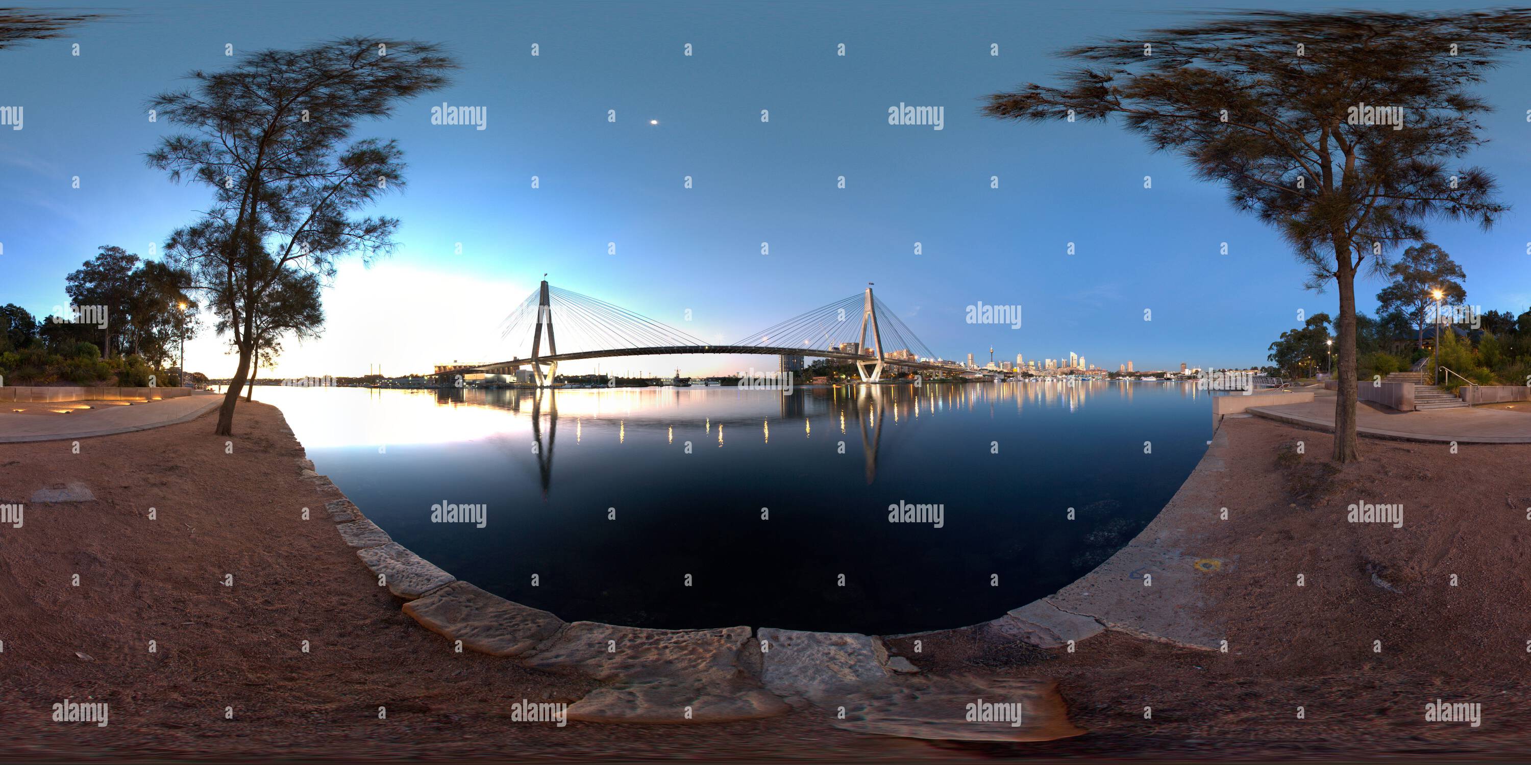 360 Grad Panorama Ansicht von 360 Panoramablick auf die ANZAC Bridge Blackwattle Park Glebe Sydney New South Wales Australien