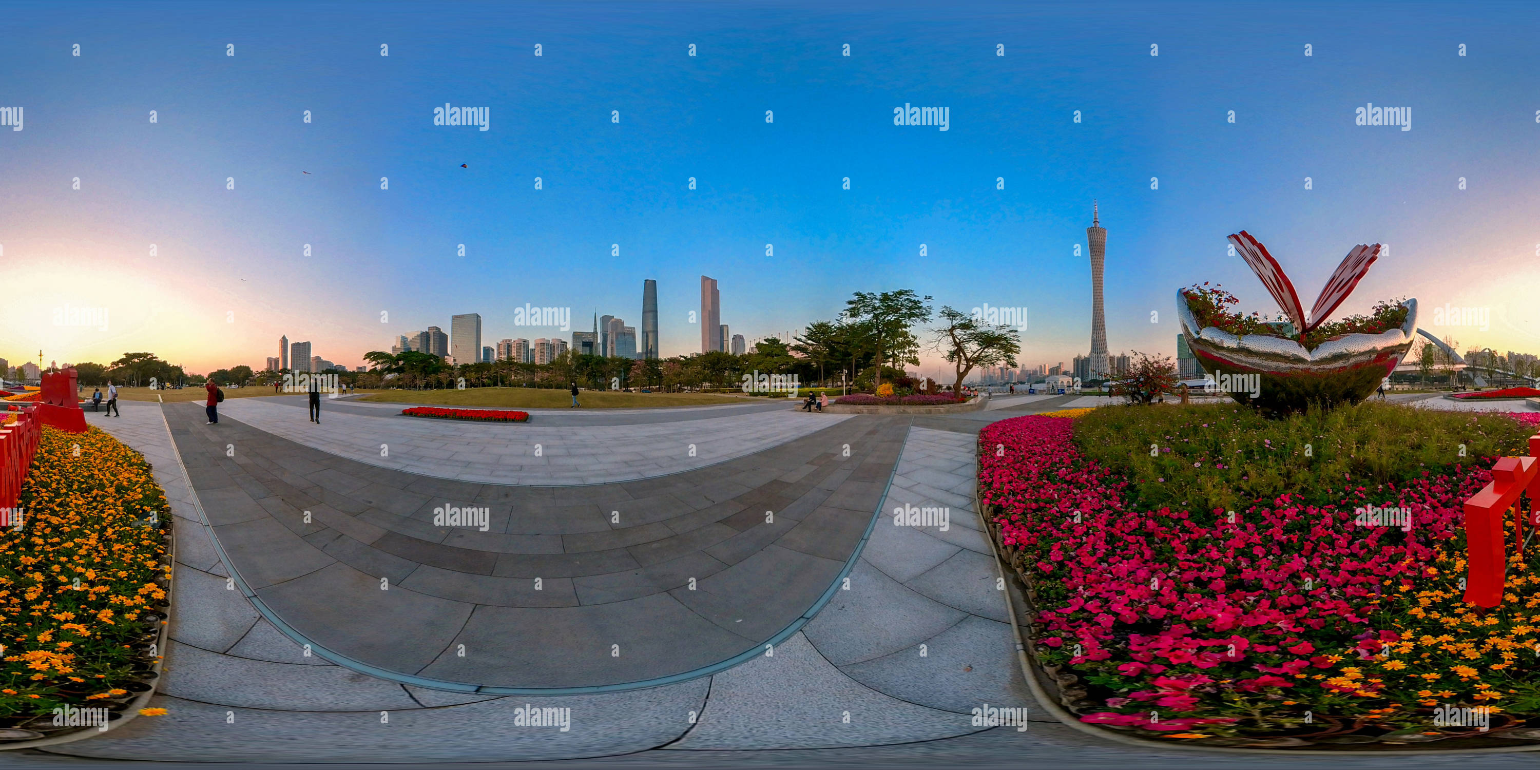 360 Grad Panorama Ansicht von Stadtpark 2