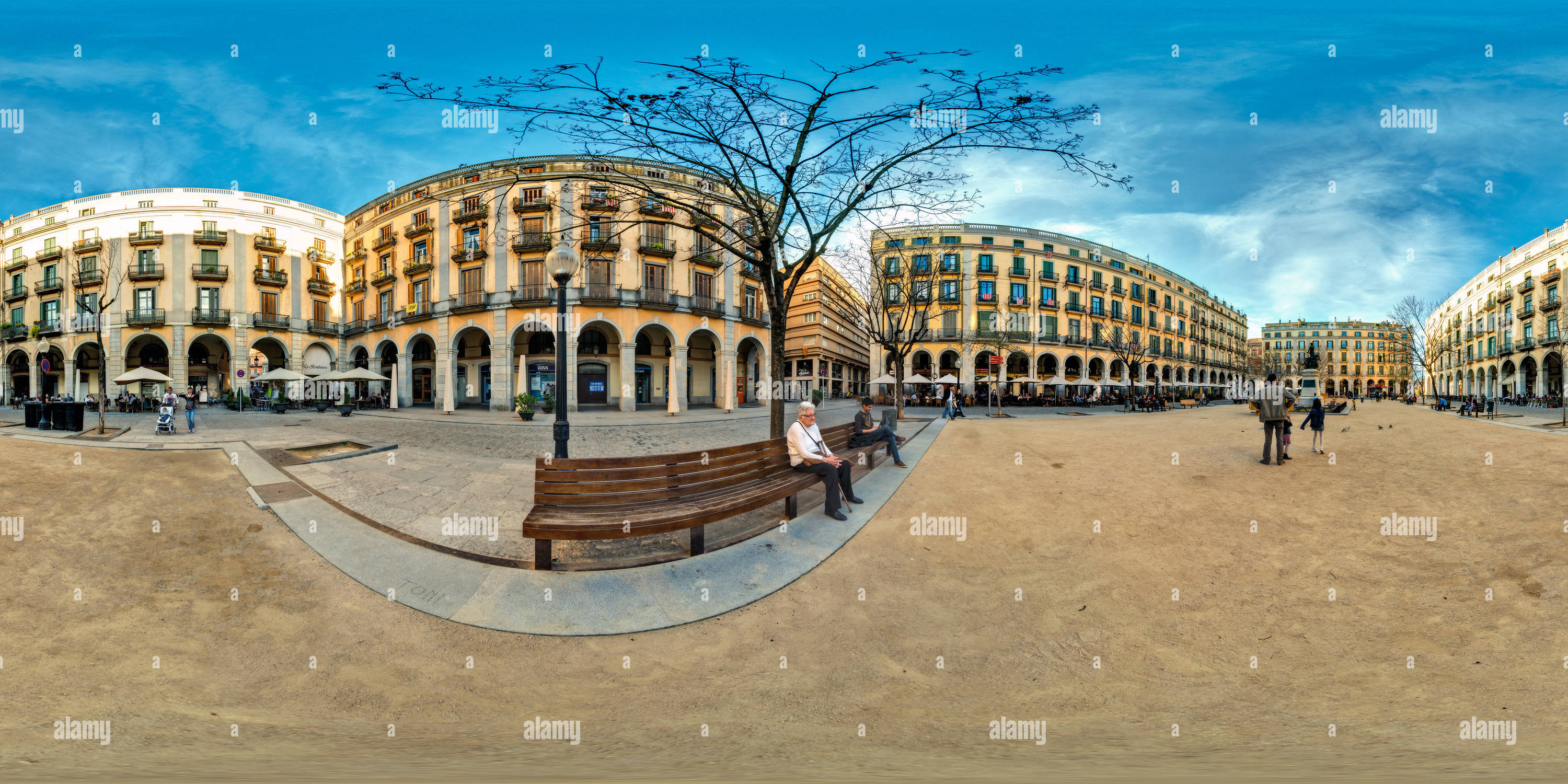 360 Grad Panorama Ansicht von Girona Plaça de la Independència