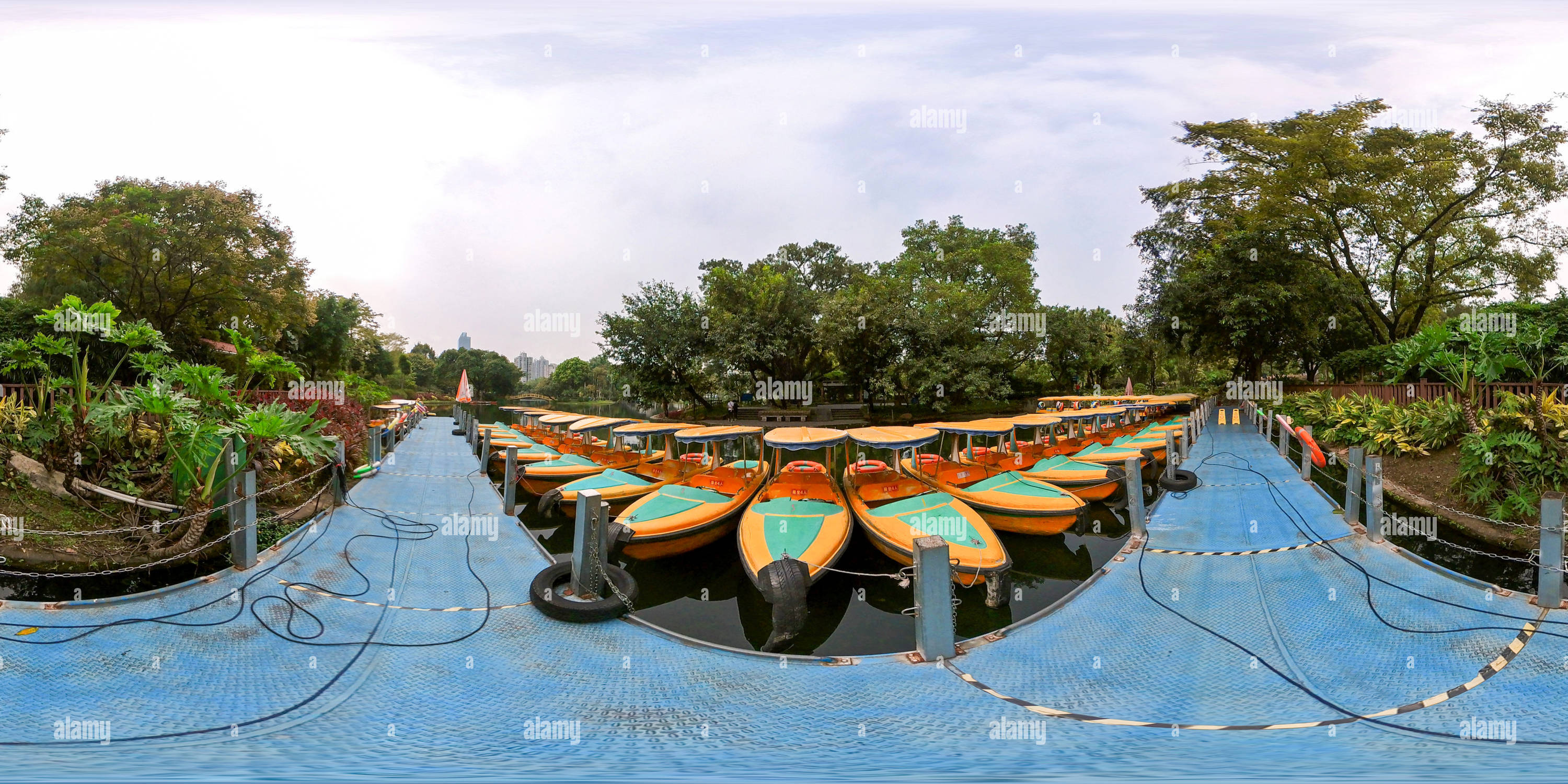 360 Grad Panorama Ansicht von Yachthafen