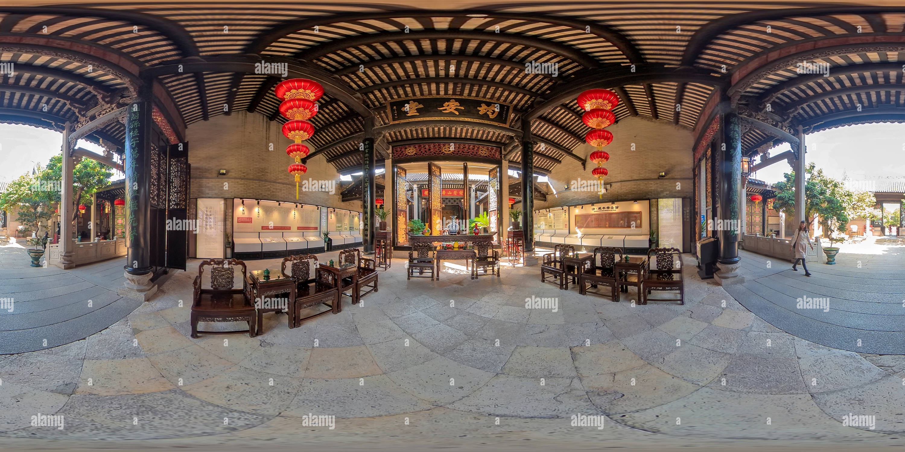 360 Grad Panorama Ansicht von Wohnzimmer im alten südchinesischen Stil