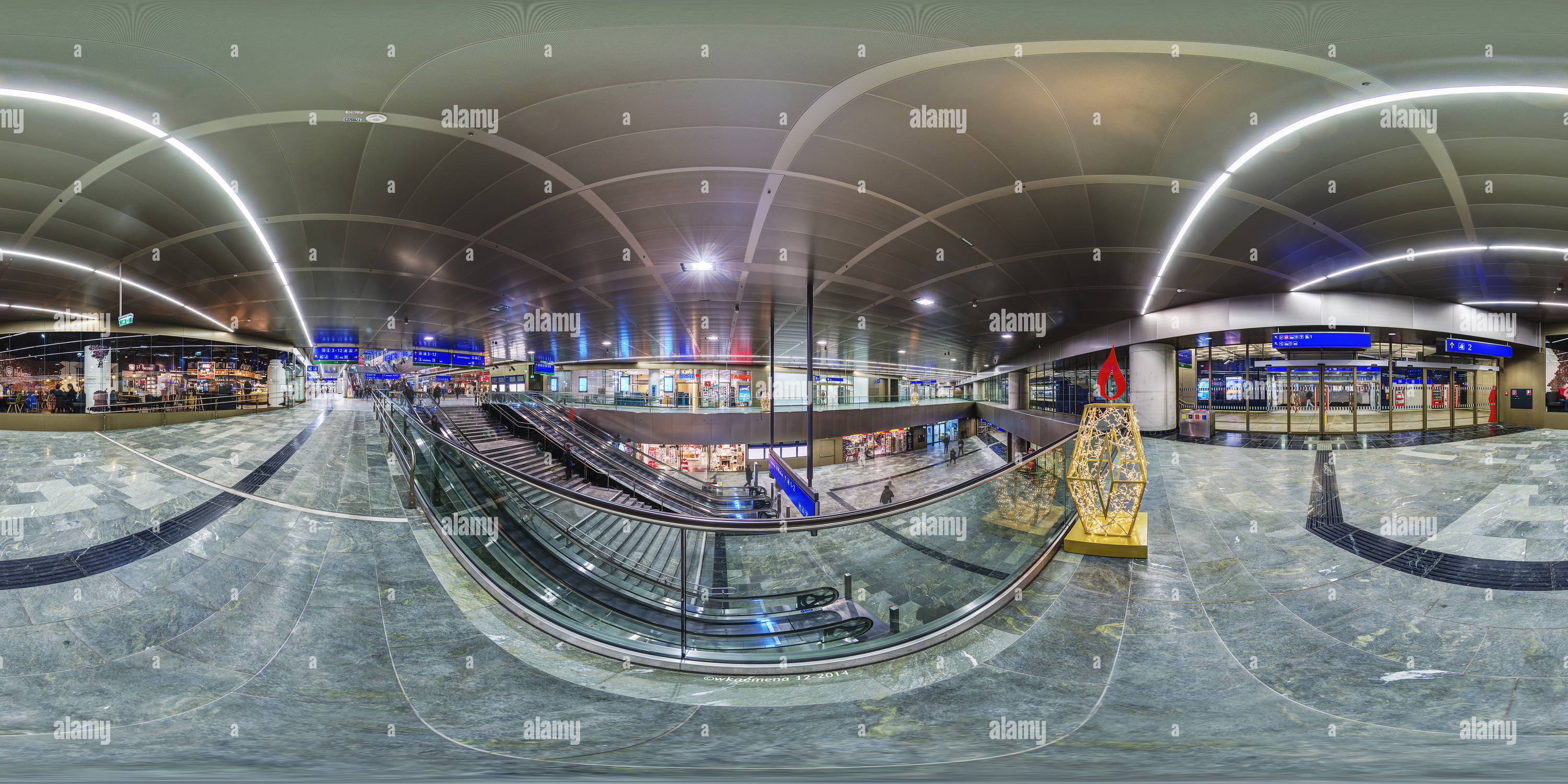 360 Grad Panorama Ansicht von Wien Hbf - Zugang zum Südtiroler Platz (S-U-Strassenbahn)