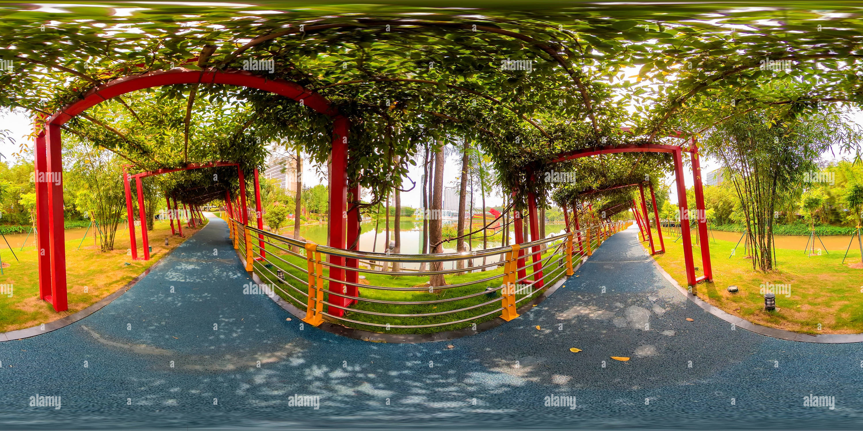 360 Grad Panorama Ansicht von Greenways und verdrehte Formen 绿道和扭曲的造型