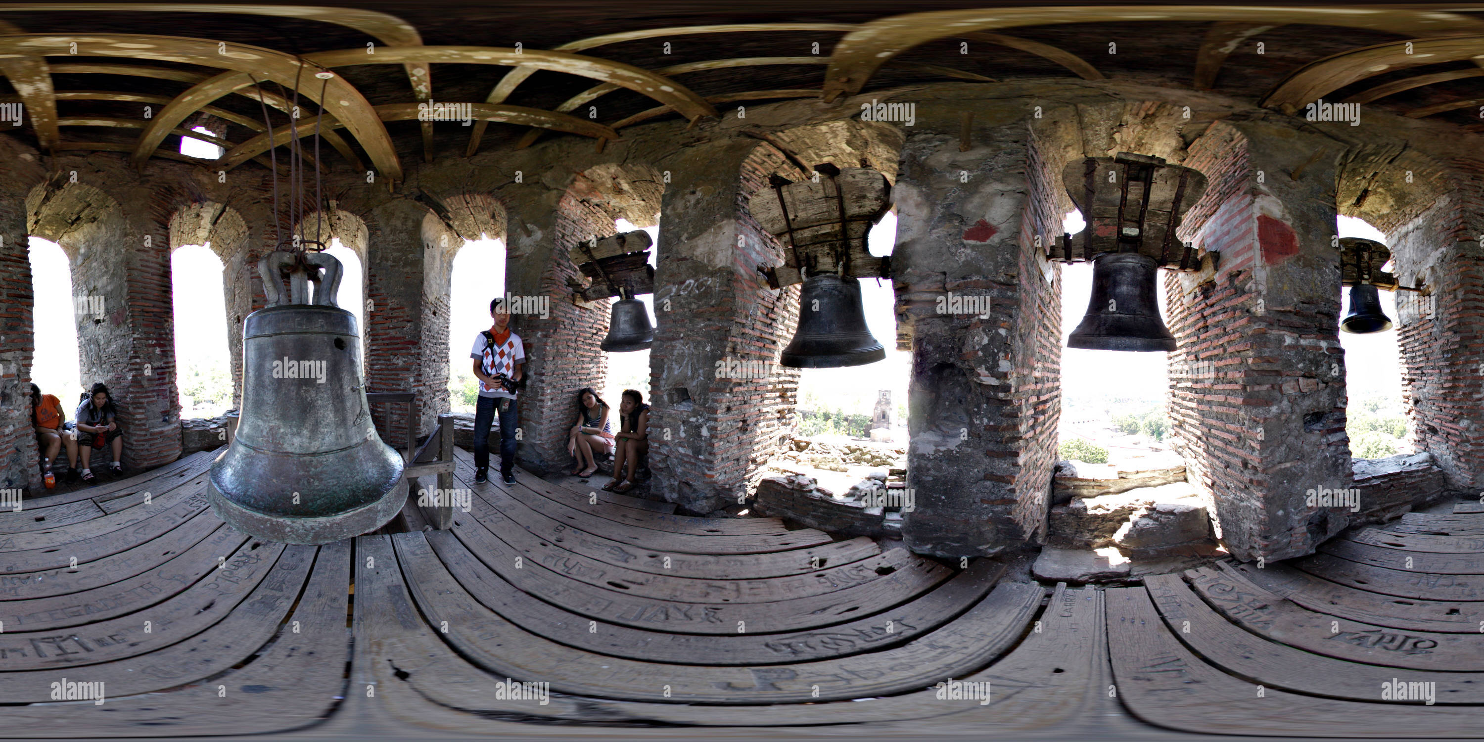 360 Grad Panorama Ansicht von Glockenturm in Bantay, Ilocos Sur