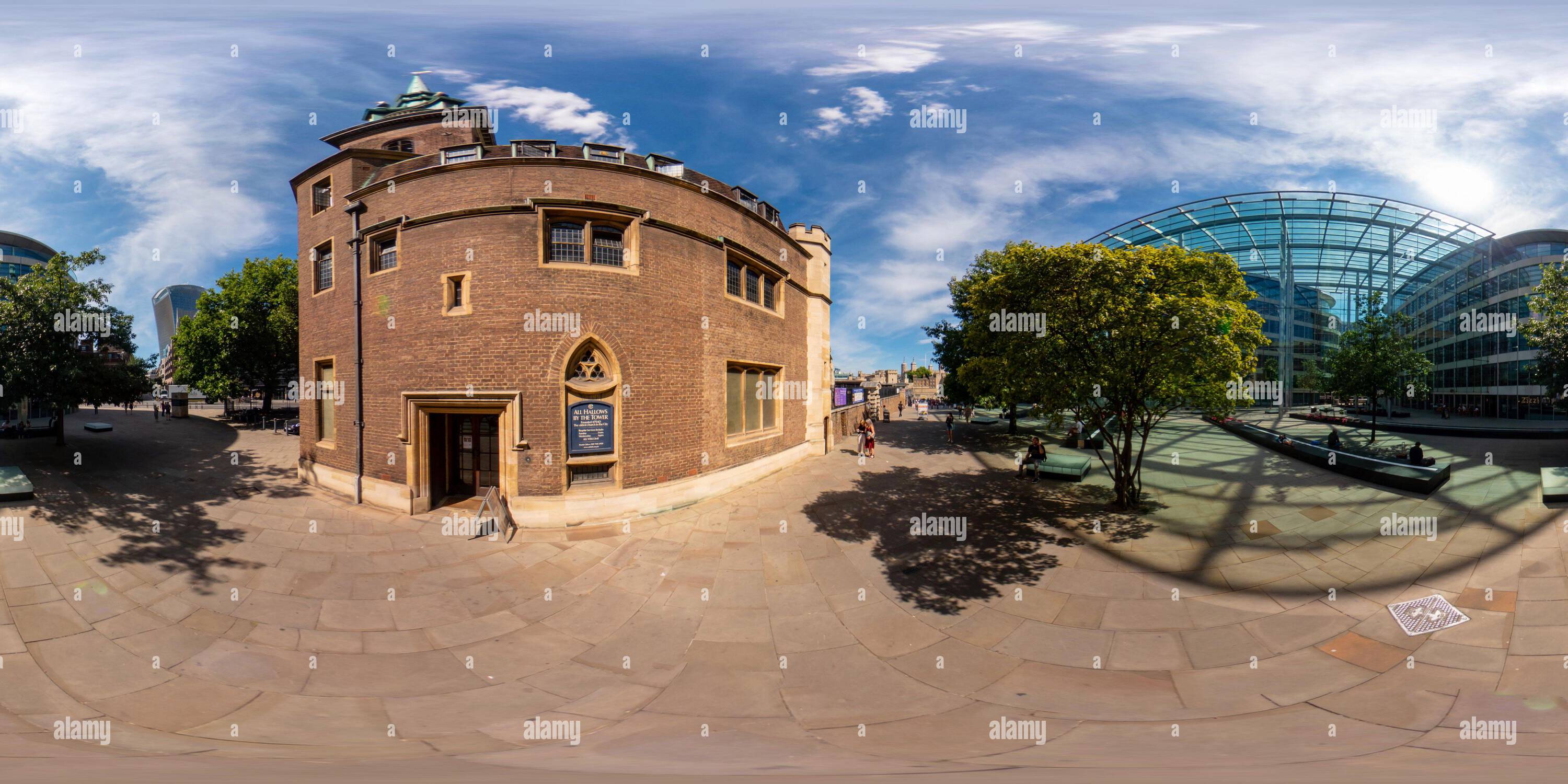 360 Grad Panorama Ansicht von 360 Foto alle Halloows by the Tower Church London UK