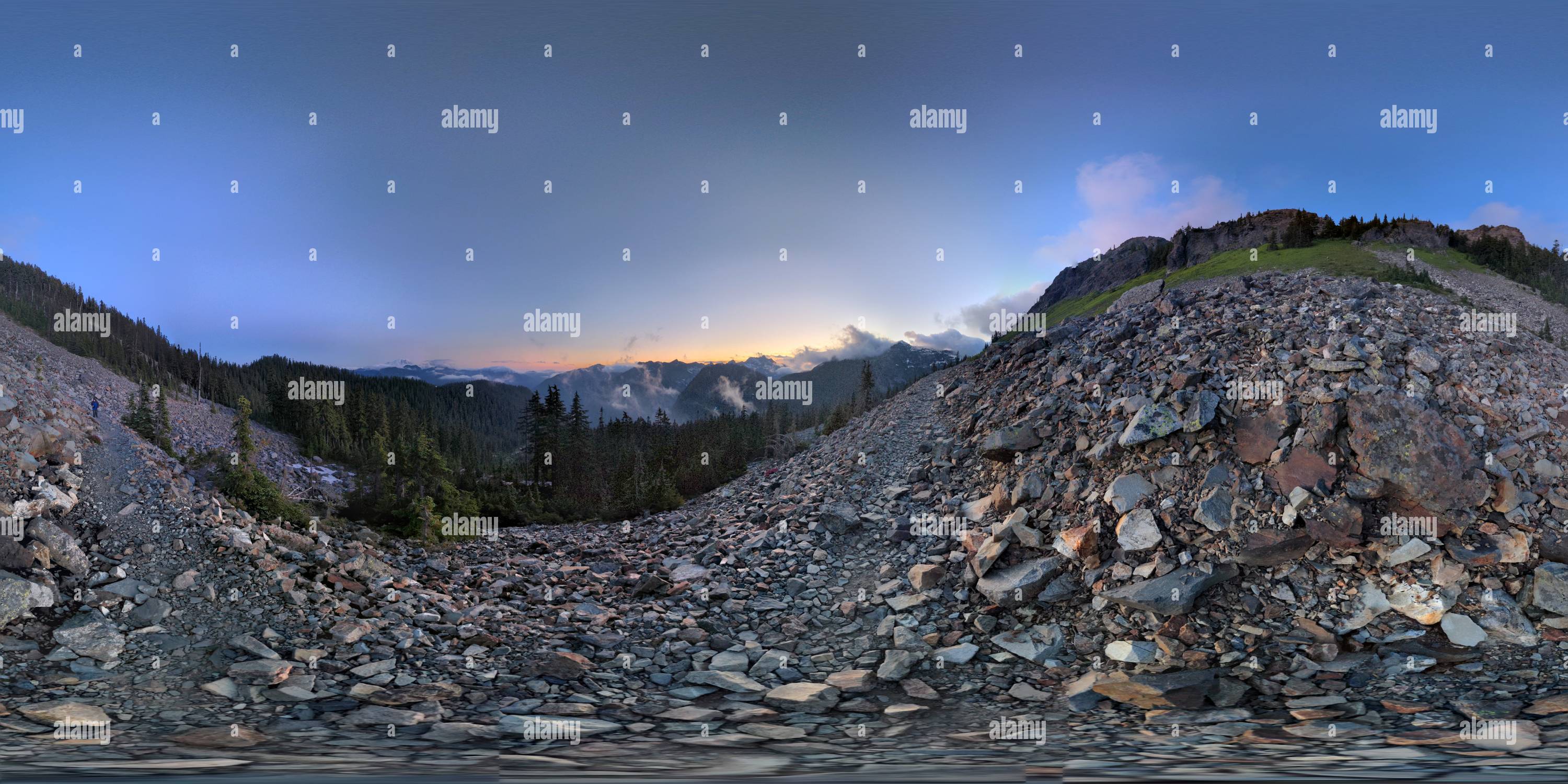 360 Grad Panorama Ansicht von Pacific Crest Trail, nördlich des Snoqualmie Pass, Washington