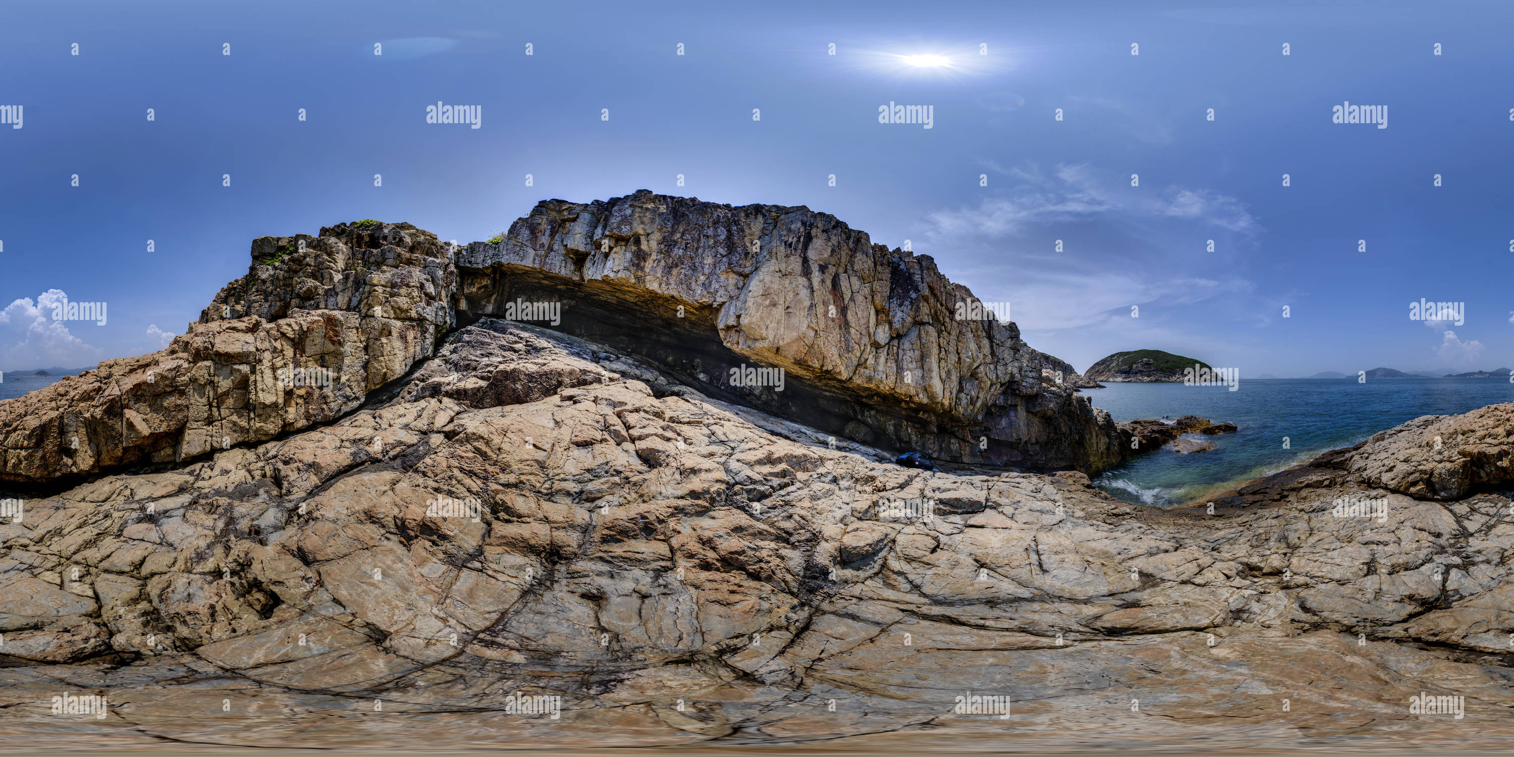 360 Grad Panorama Ansicht von Rock Chamber(南果洲巨大石室1), South Ninepin Island, Geopark, HK