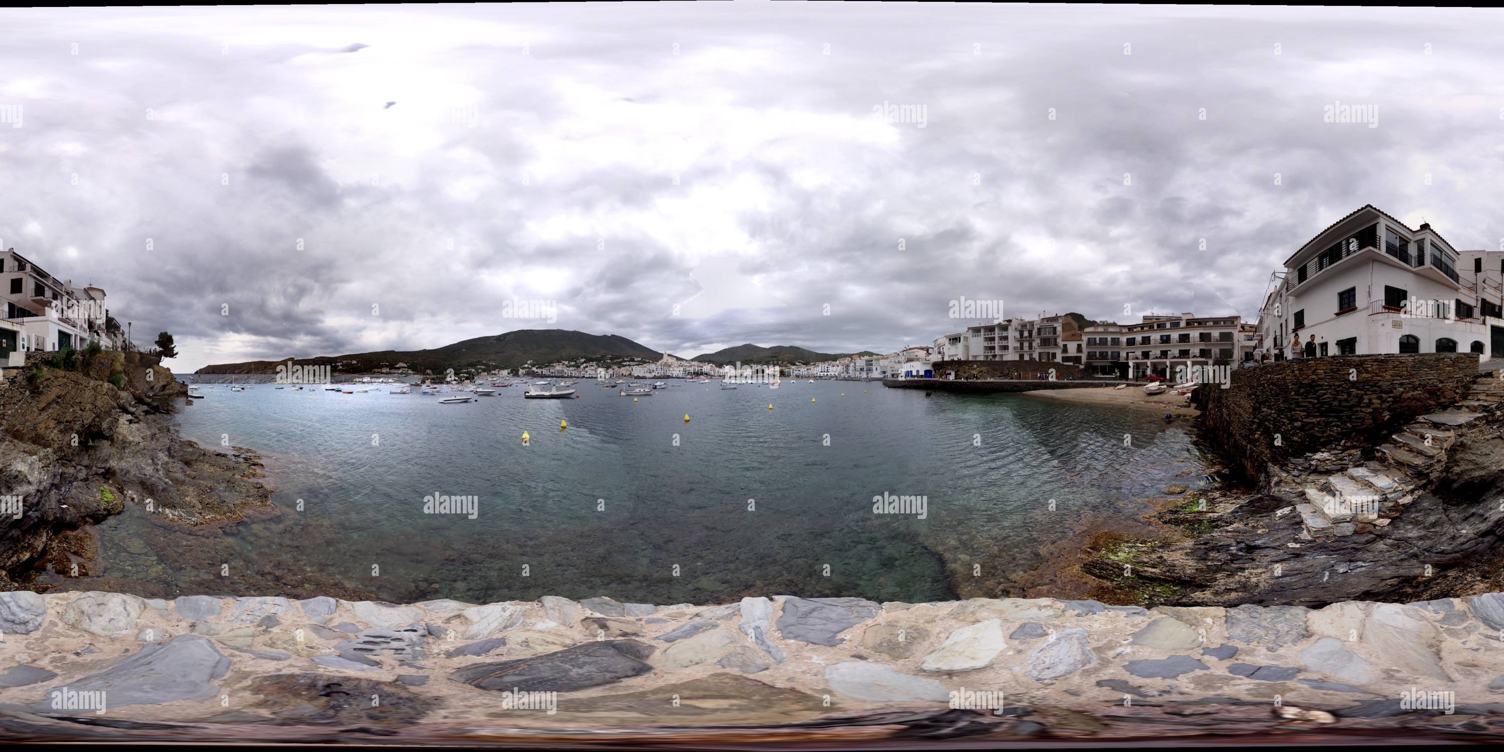 360 Grad Panorama Ansicht von Cadènes Hafen, Spanien