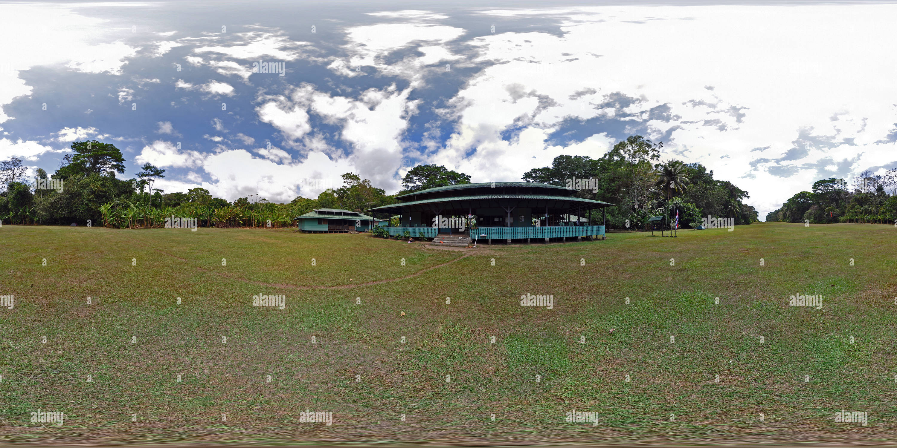 360 Grad Panorama Ansicht von Corcovado Nationalpark, Sirena Ranger Station 02