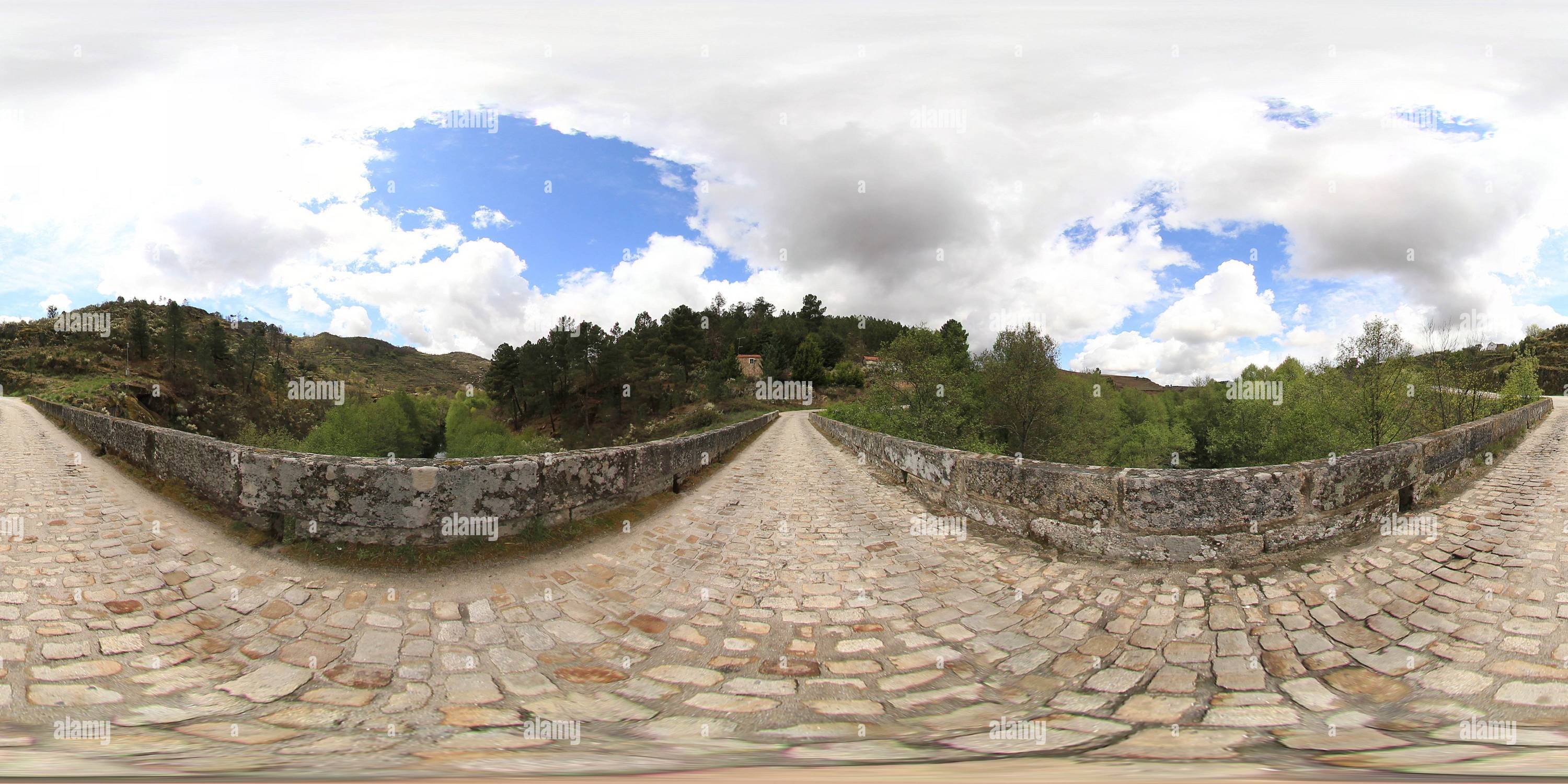 360 Grad Panorama Ansicht von Távora-Brücke, Riodades