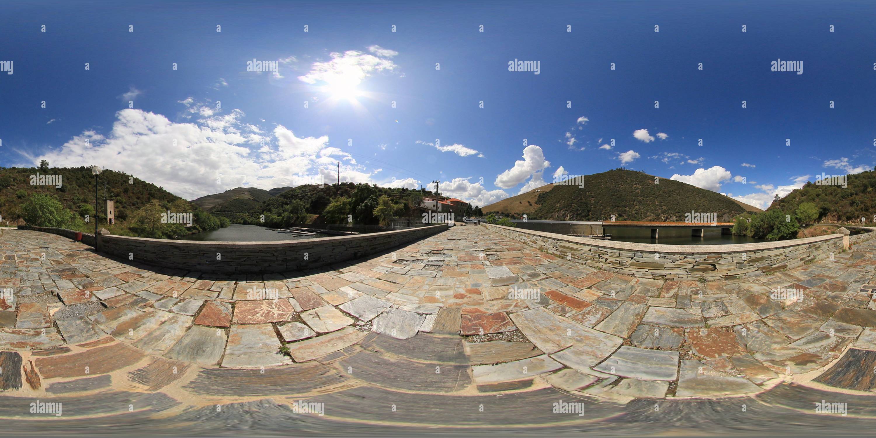 360 Grad Panorama Ansicht von Adorigos römische Brücke