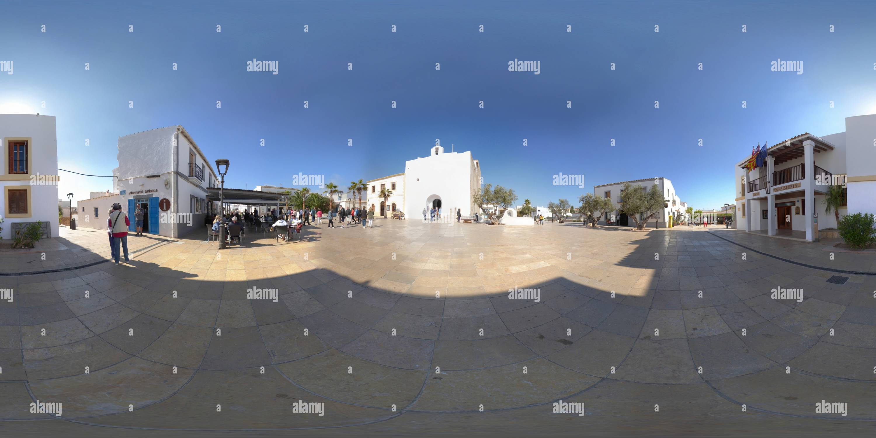 360 Grad Panorama Ansicht von Plaza de la Constitucio, Sant Francesc Xavier, Formentera