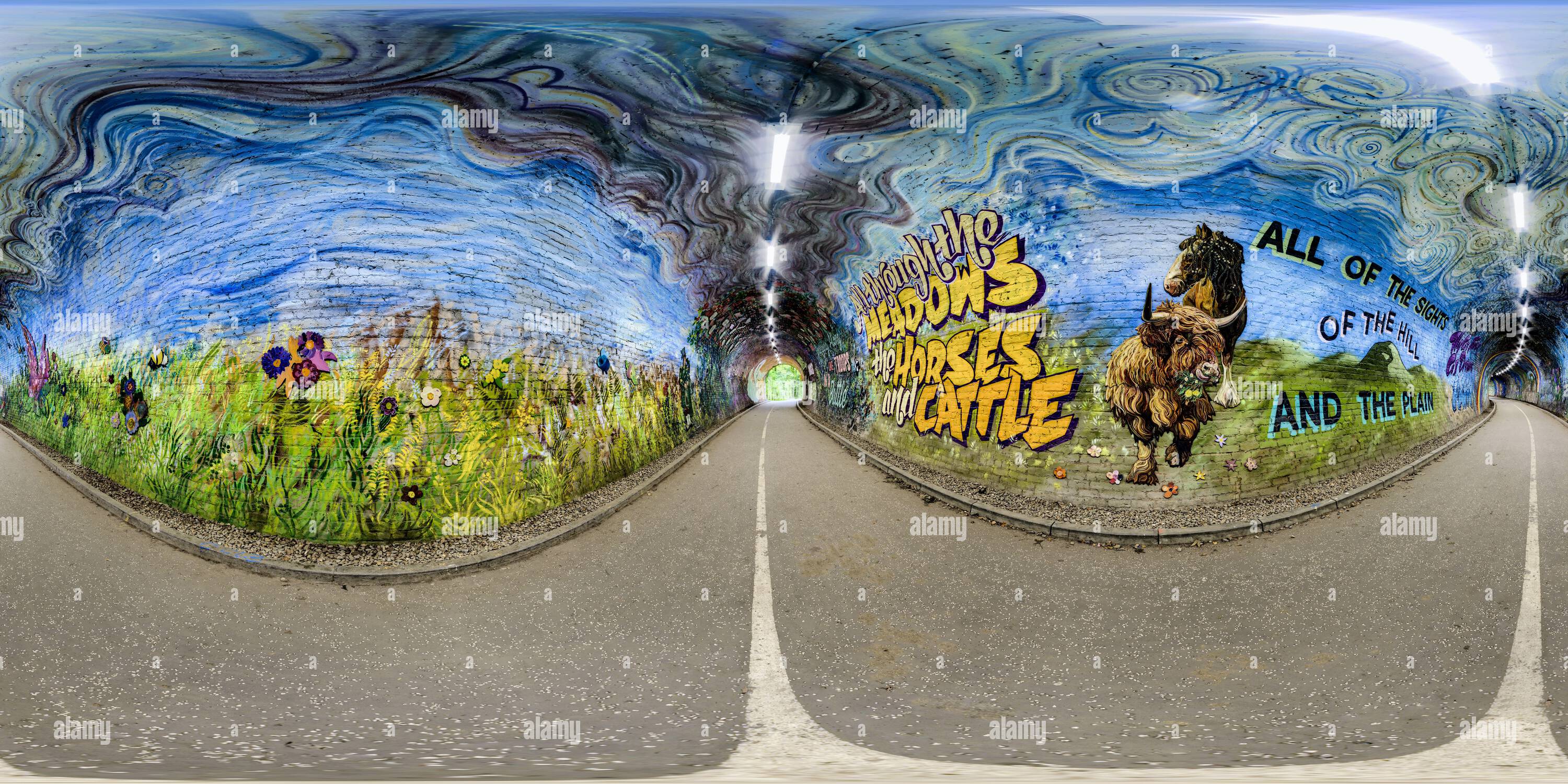 360 Grad Panorama Ansicht von 360 Blick auf den Colinton Tunnel und die Straßenkunst