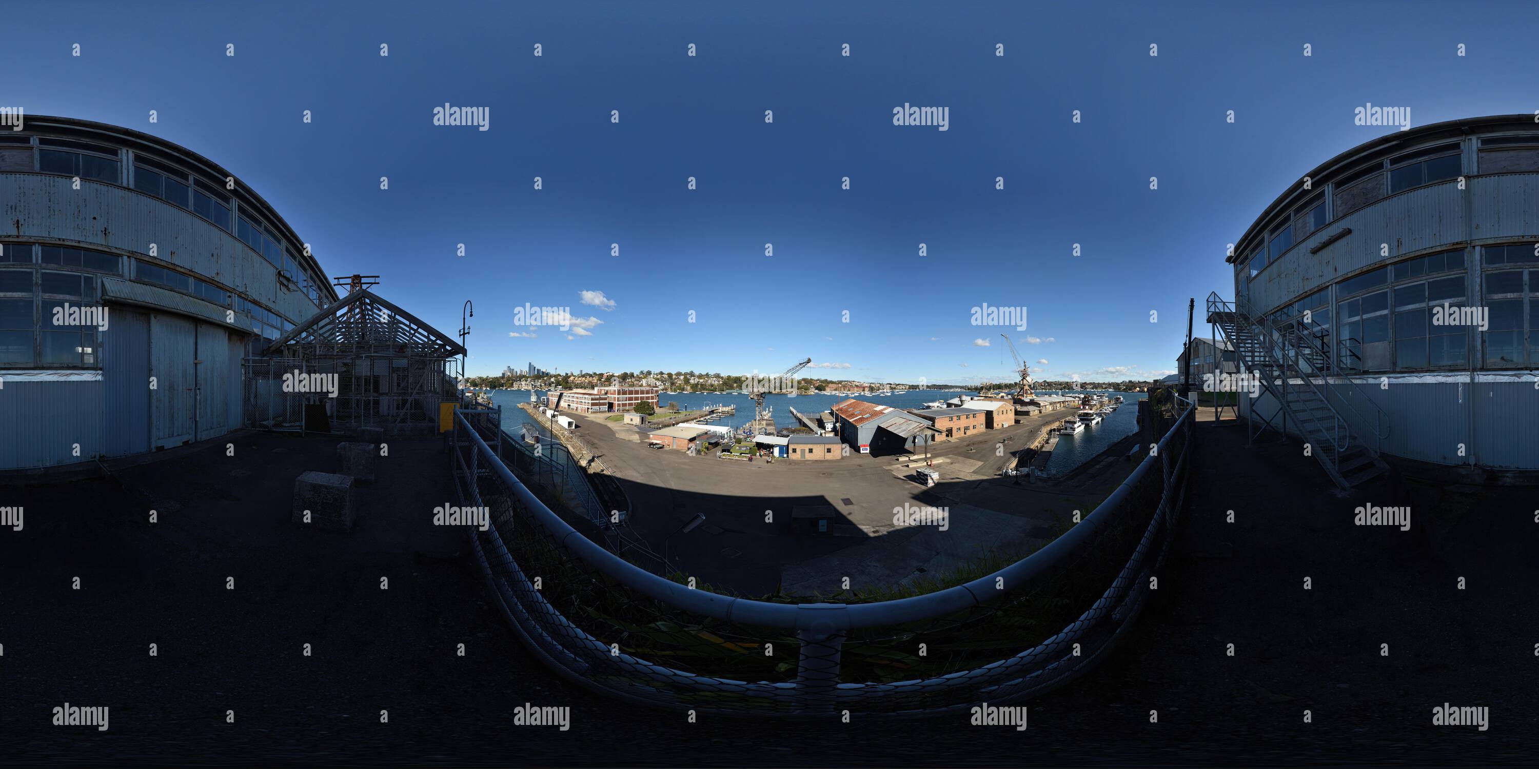 360 Grad Panorama Ansicht von 360° Panorama, Stufen zum Docks Precinct, Fitzroy und Sutherland Docks von oben, am Rand des Ship Building Precinct auf Cockatoo Island