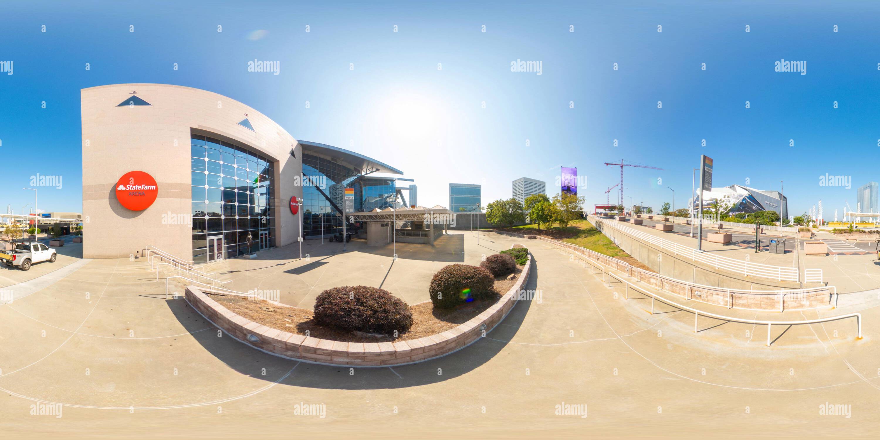 360 Grad Panorama Ansicht von Atlanta, GA, USA - 8. September 2023: 360 Foto der State Farm Arena Atlanta GA um 2023