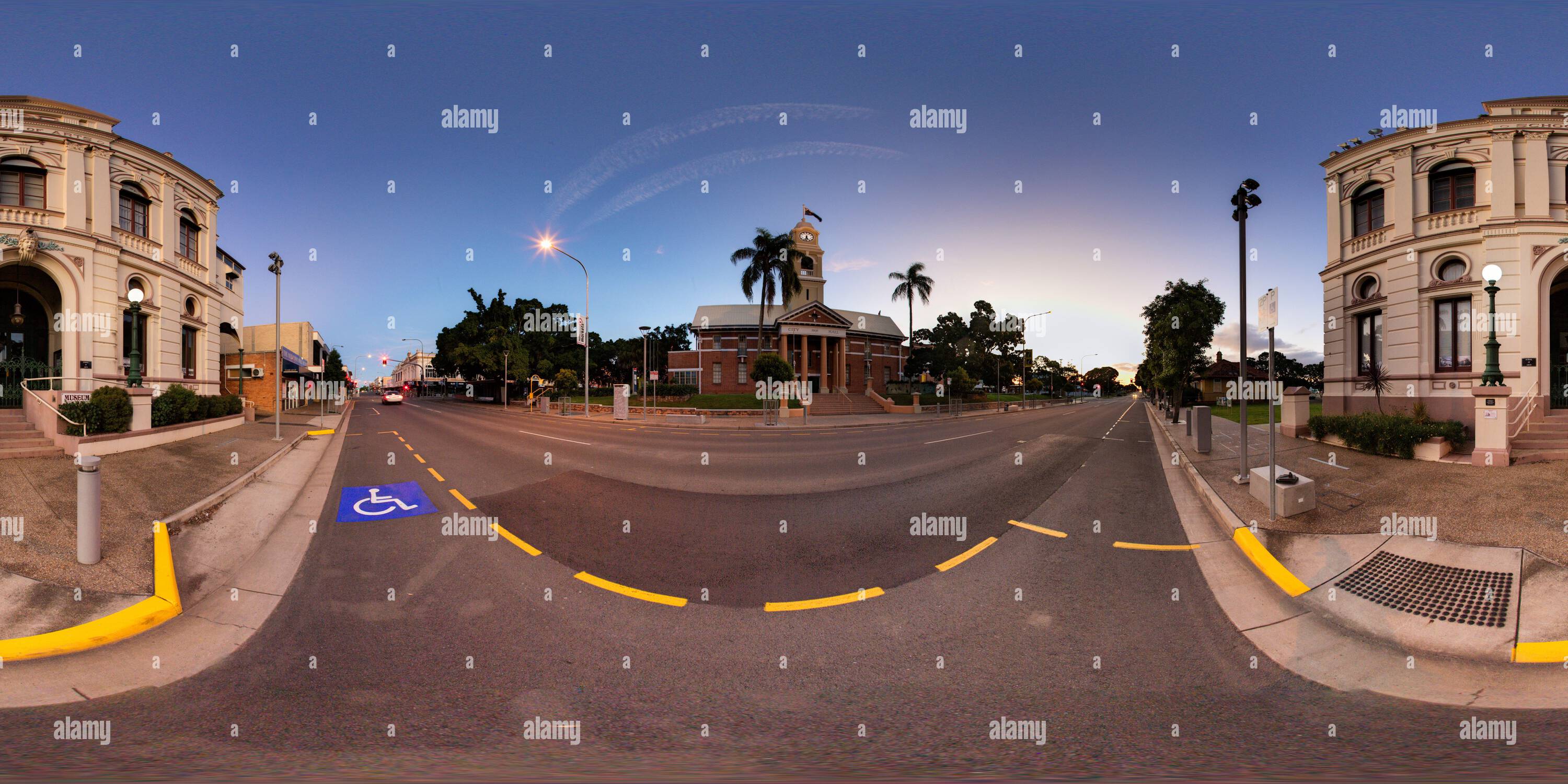 360 Grad Panorama Ansicht von 360°-Panorama des Rathauses und der Kunstschule auf der Kent Street Queensland Australien