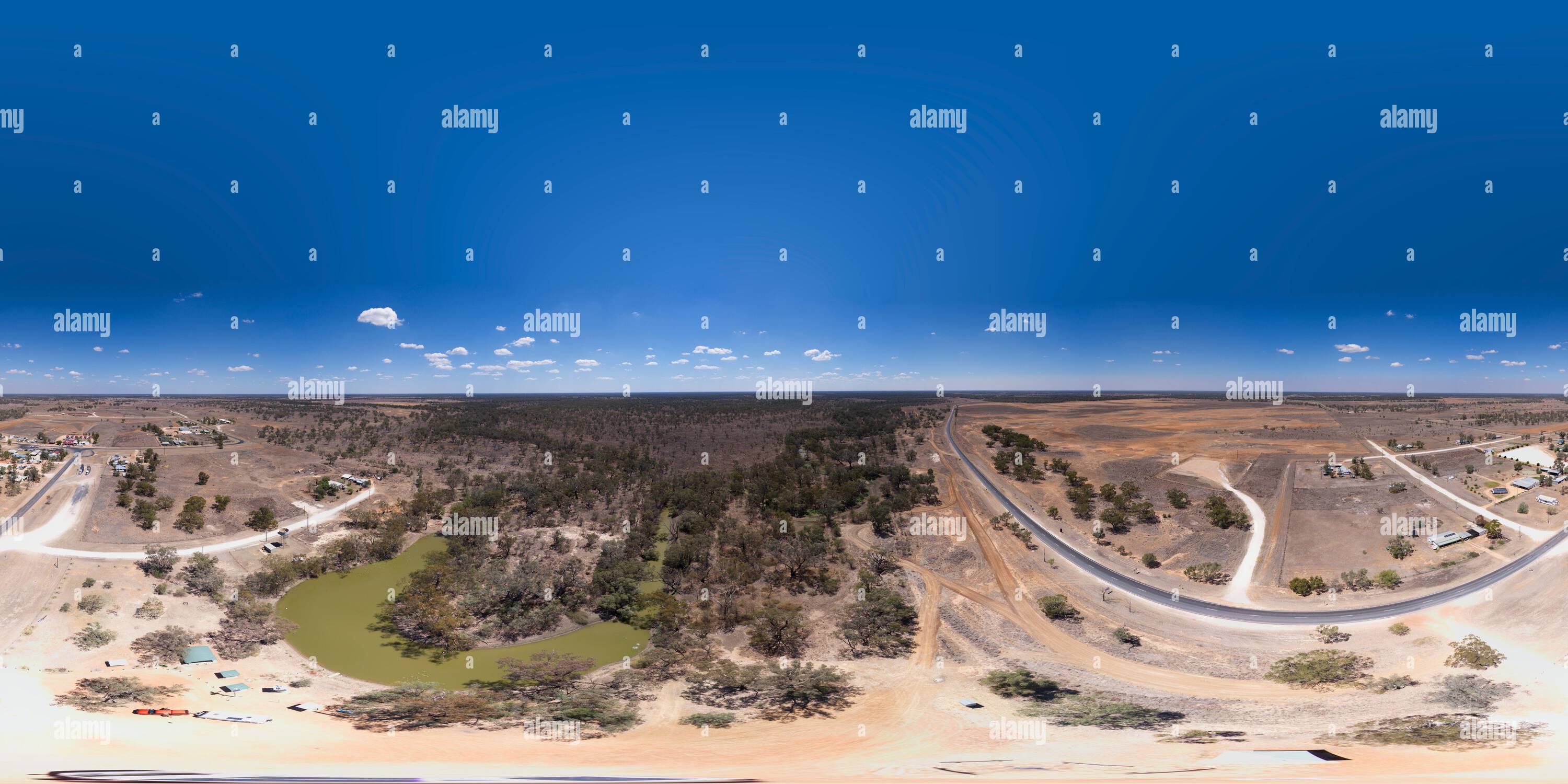 360 Grad Panorama Ansicht von 360°-Luftpanorama des abgelegenen südlichen Grenzdorfes Hebel Queensland Australien