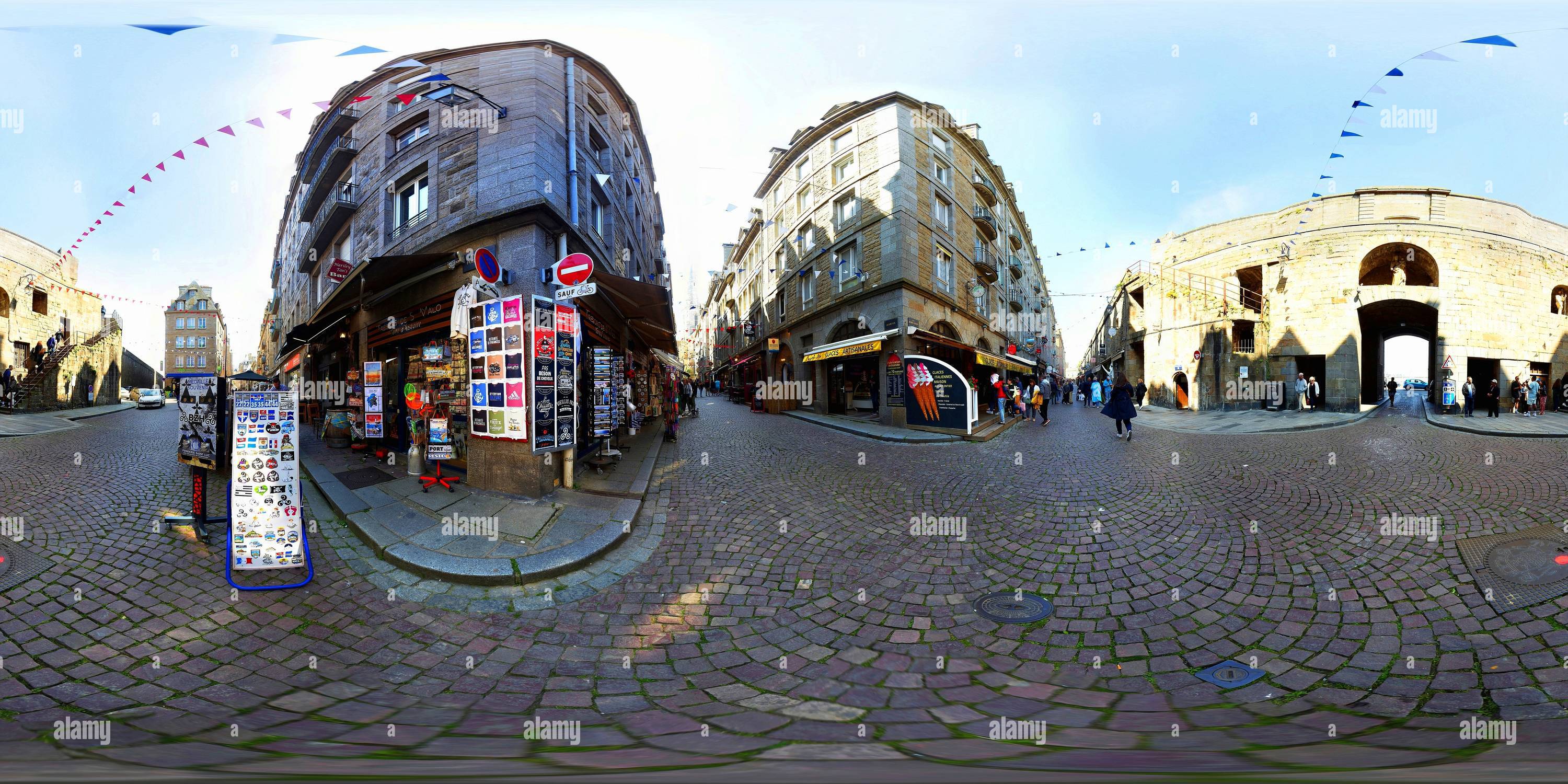 360 Grad Panorama Ansicht von Grand Rue Saint-Malo