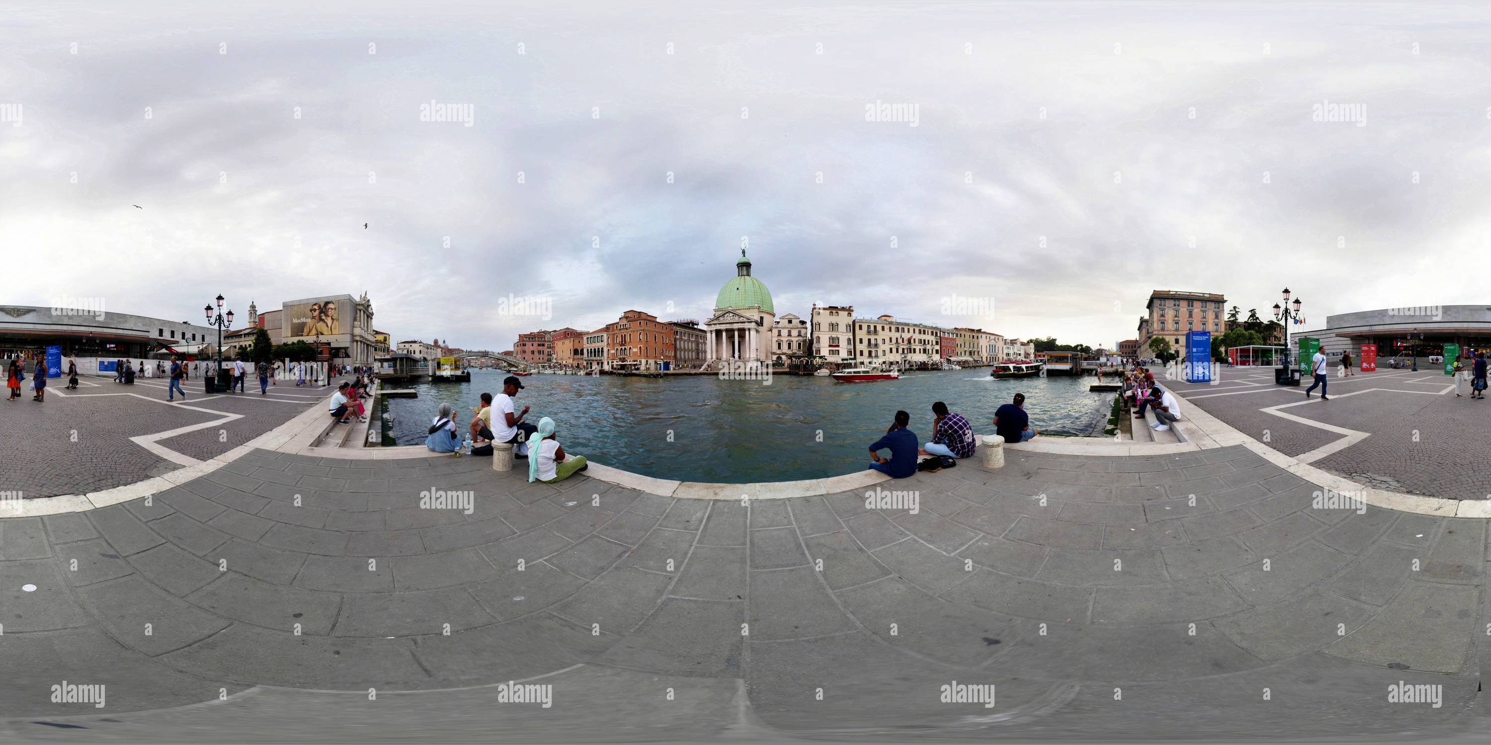 360 Grad Panorama Ansicht von San Simeon Piccolo Kirche Umgebung 2024