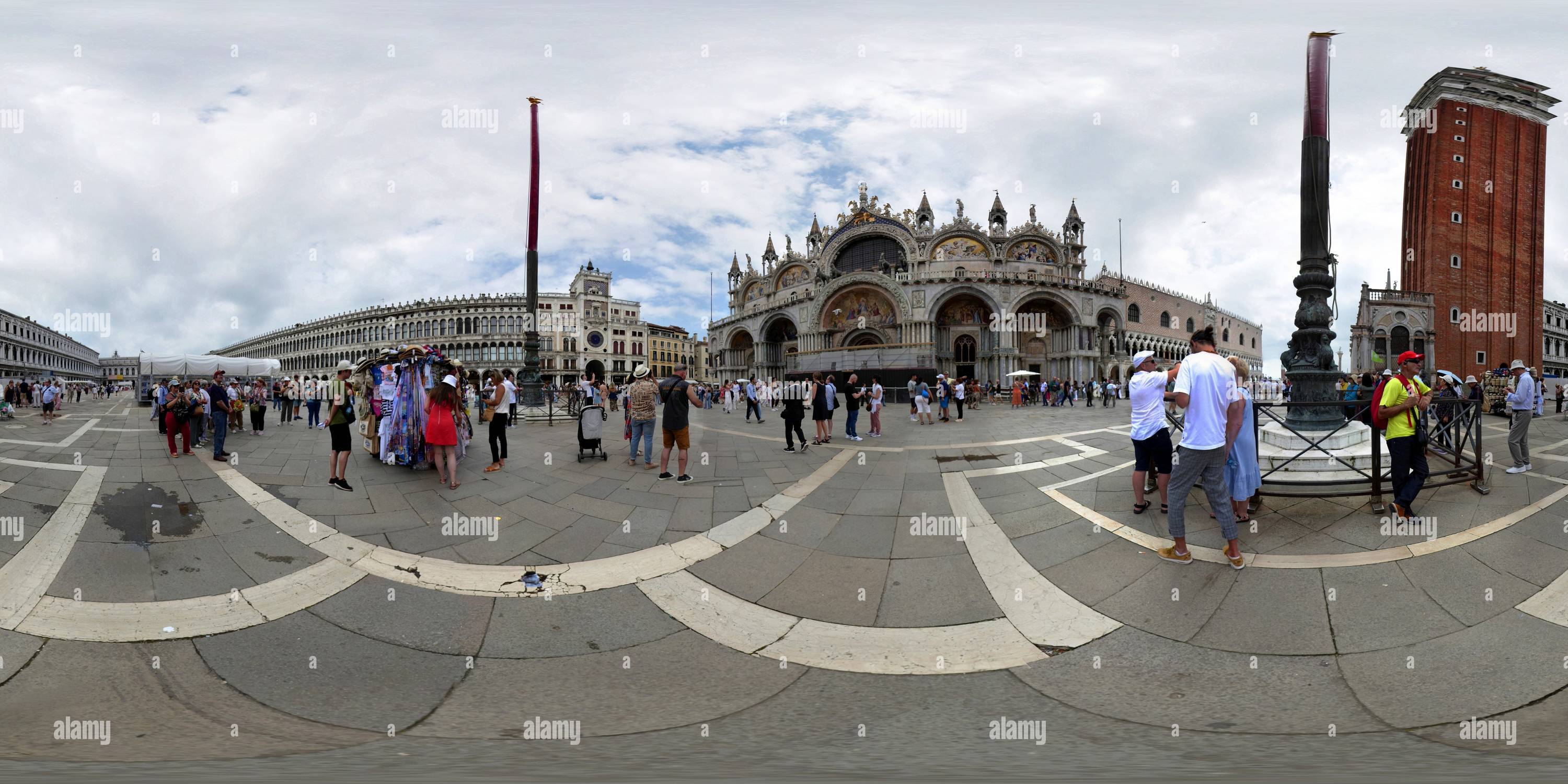 360 Grad Panorama Ansicht von Markusdom Venedig, Außenansicht 2024