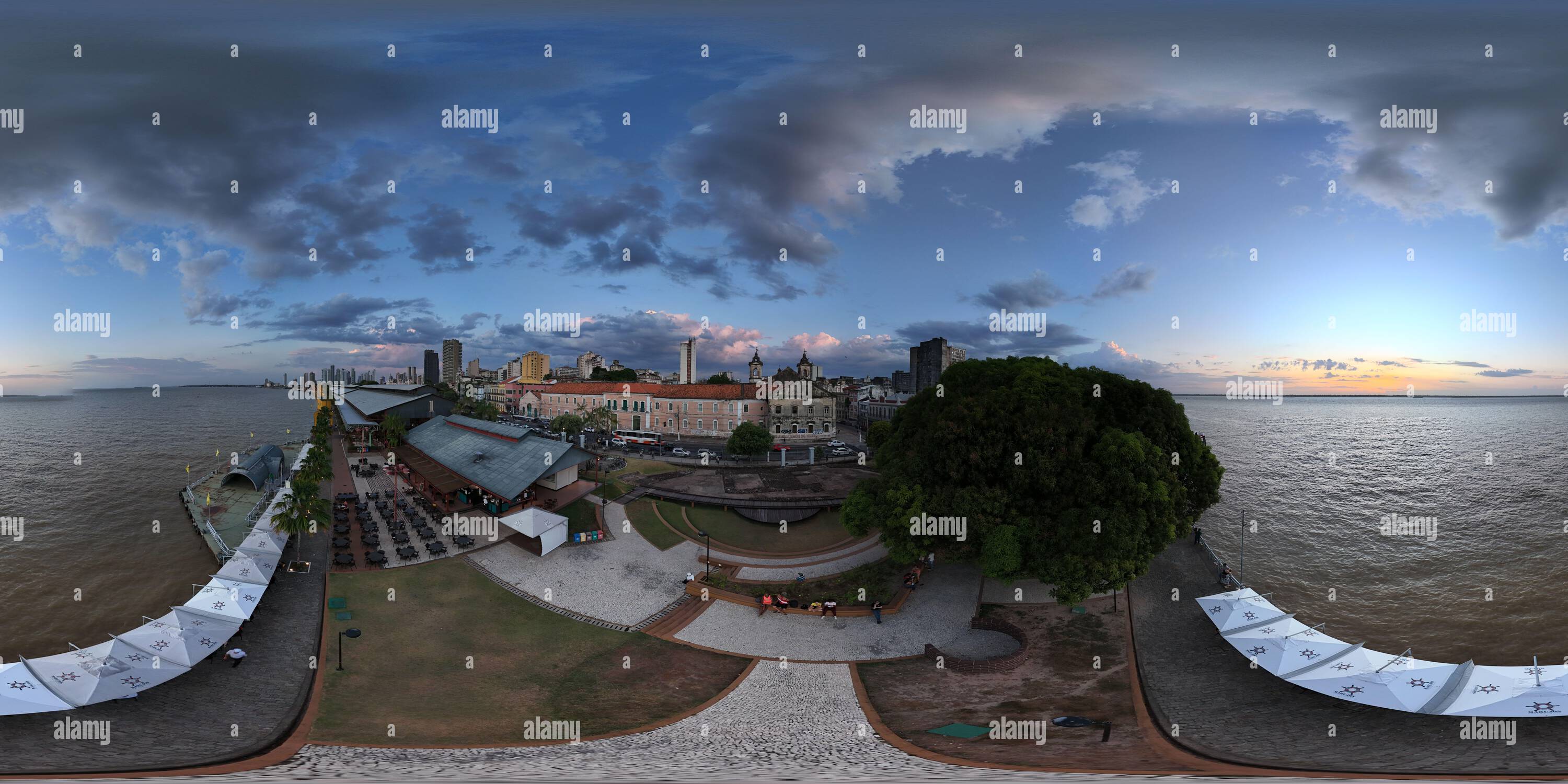 360 Grad Panorama Ansicht von 360 Luftaufnahme mit Drohne von Porto do Belém in Belém, Pará, Brasilien