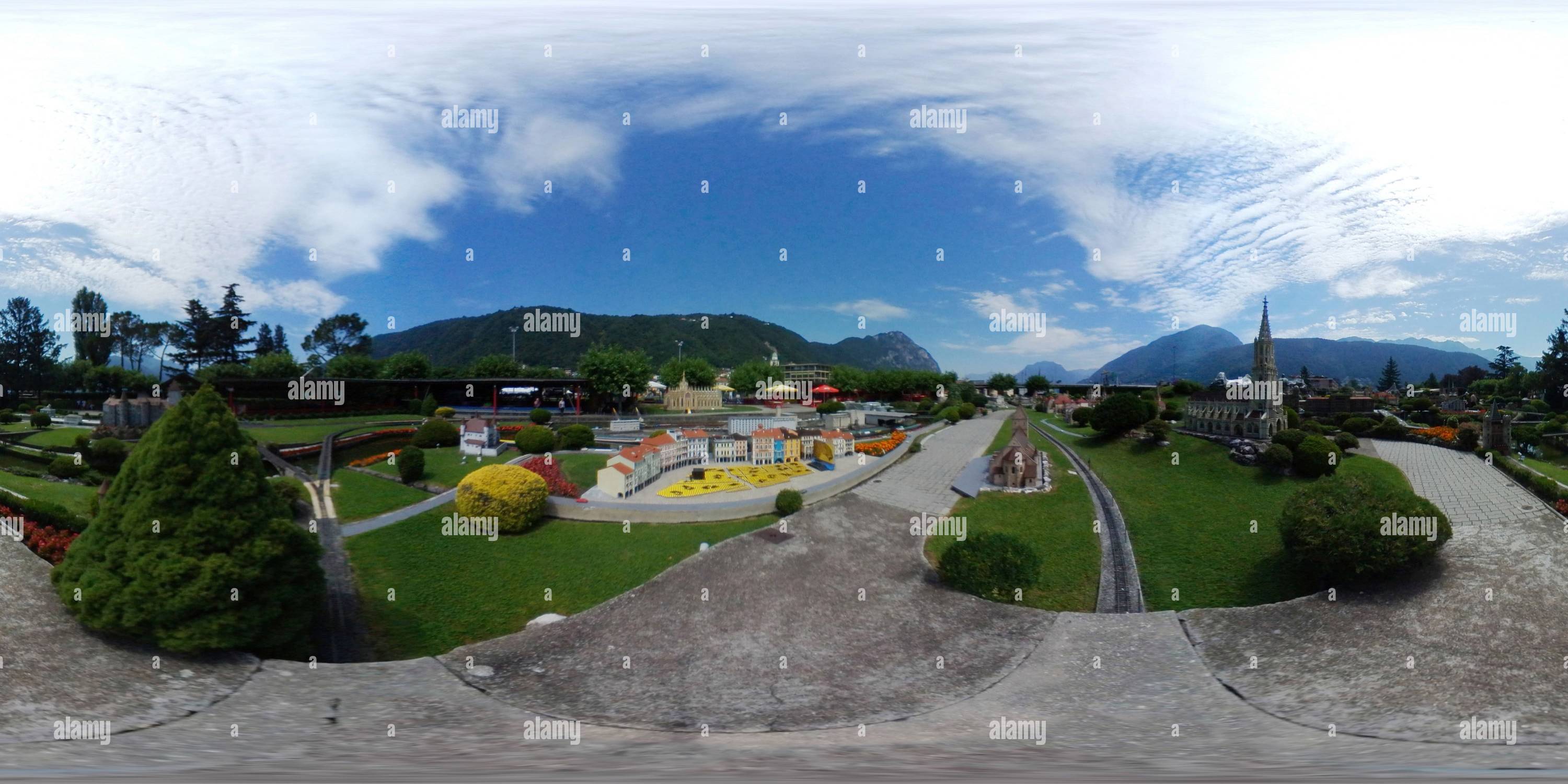 360 Grad Panorama Ansicht von Piazza Grande - Locarno