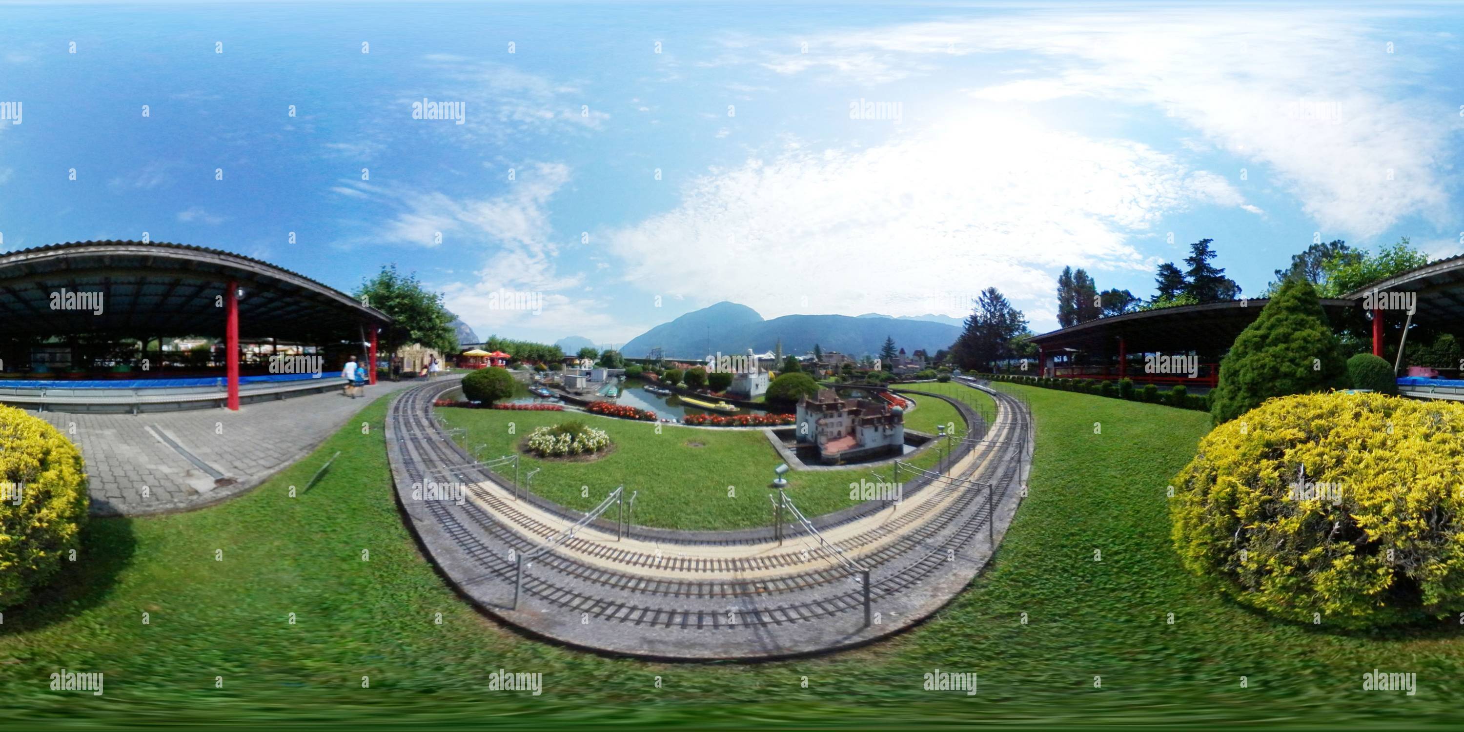 360 Grad Panorama Ansicht von Rheinhafen, Basel und Schweizerische Eisenbahnen