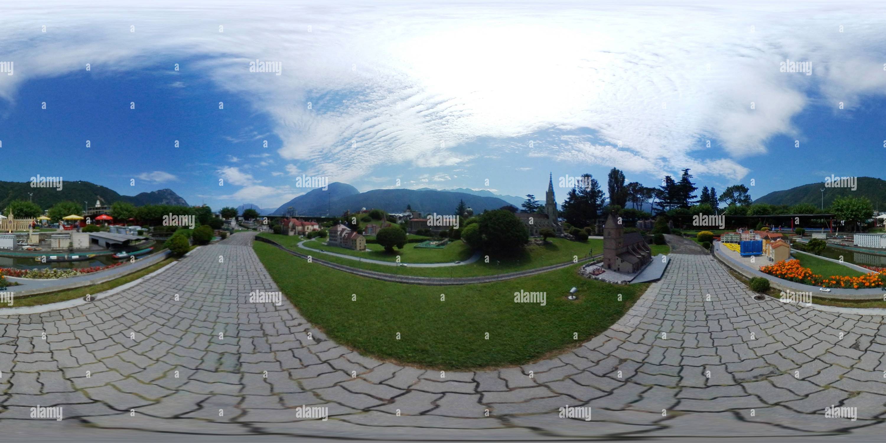 360 Grad Panorama Ansicht von Swissminiatur, Melide 3