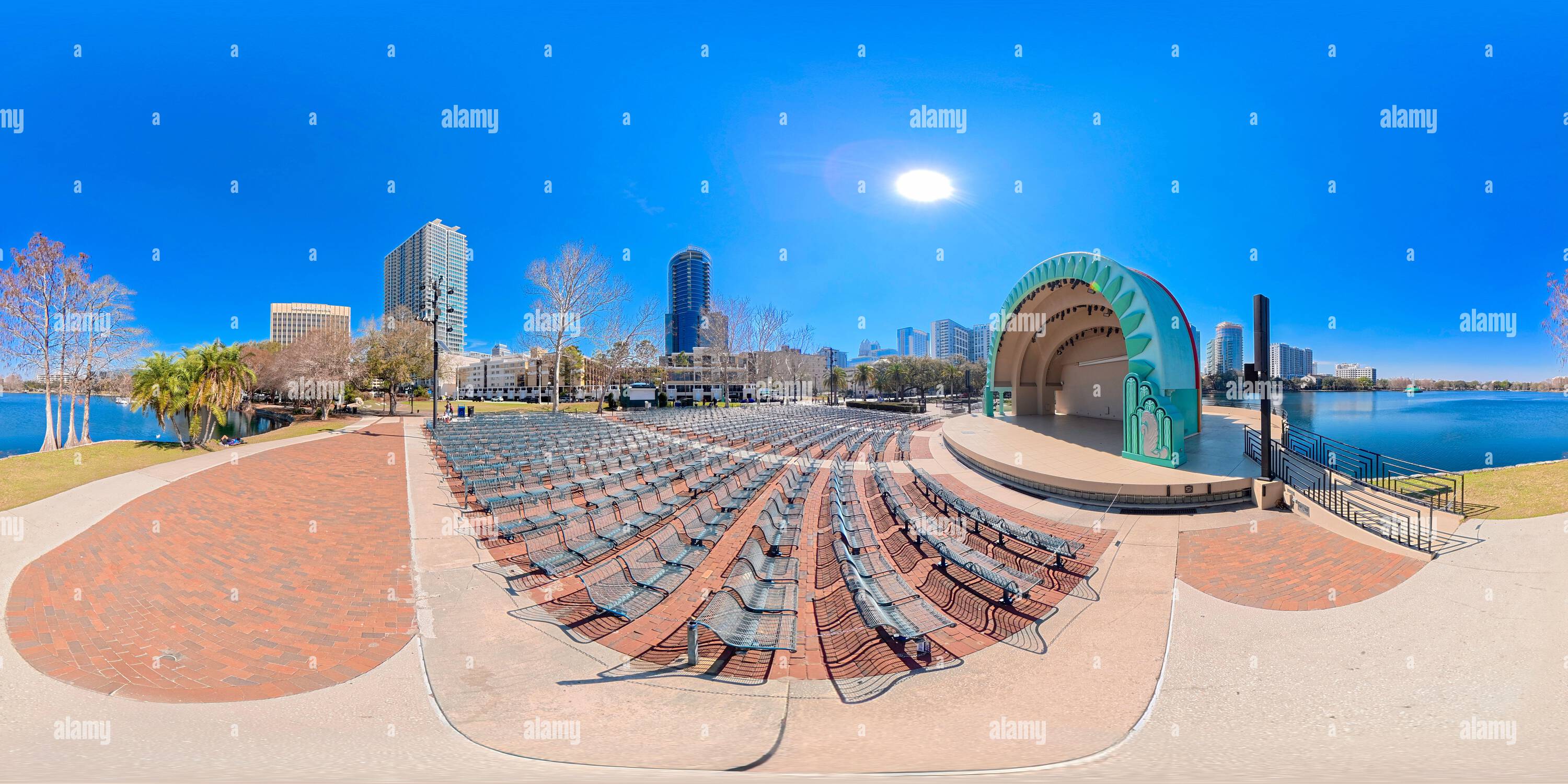 360 Grad Panorama Ansicht von Orlando, FL, USA - 25. Februar 2026: Lake Eola Orlando Florida. 360 gleicheckiges Foto