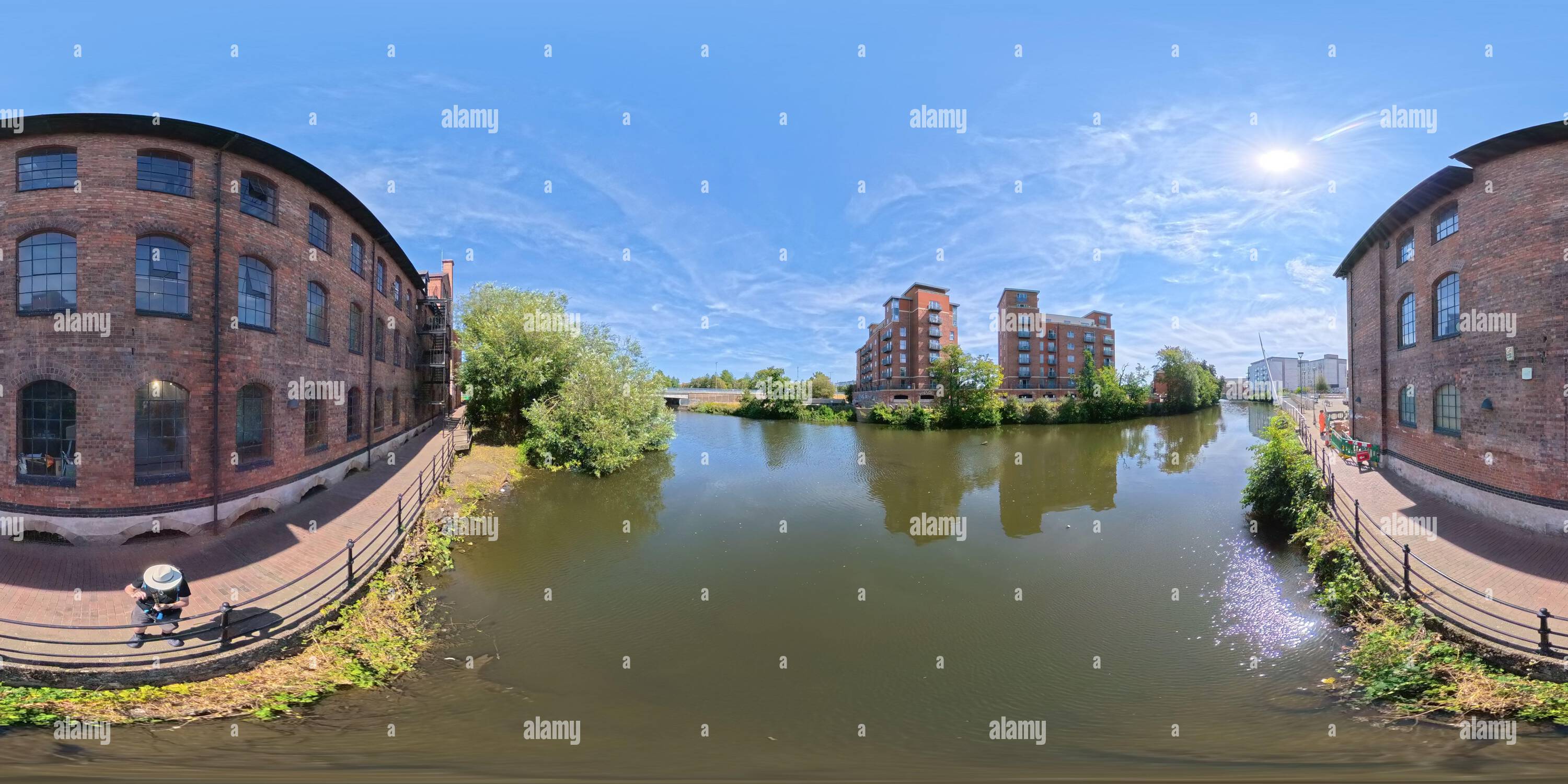 360 Grad Panorama Ansicht von Der Fluss Derwent neben dem Industriemuseum Silk Mill.