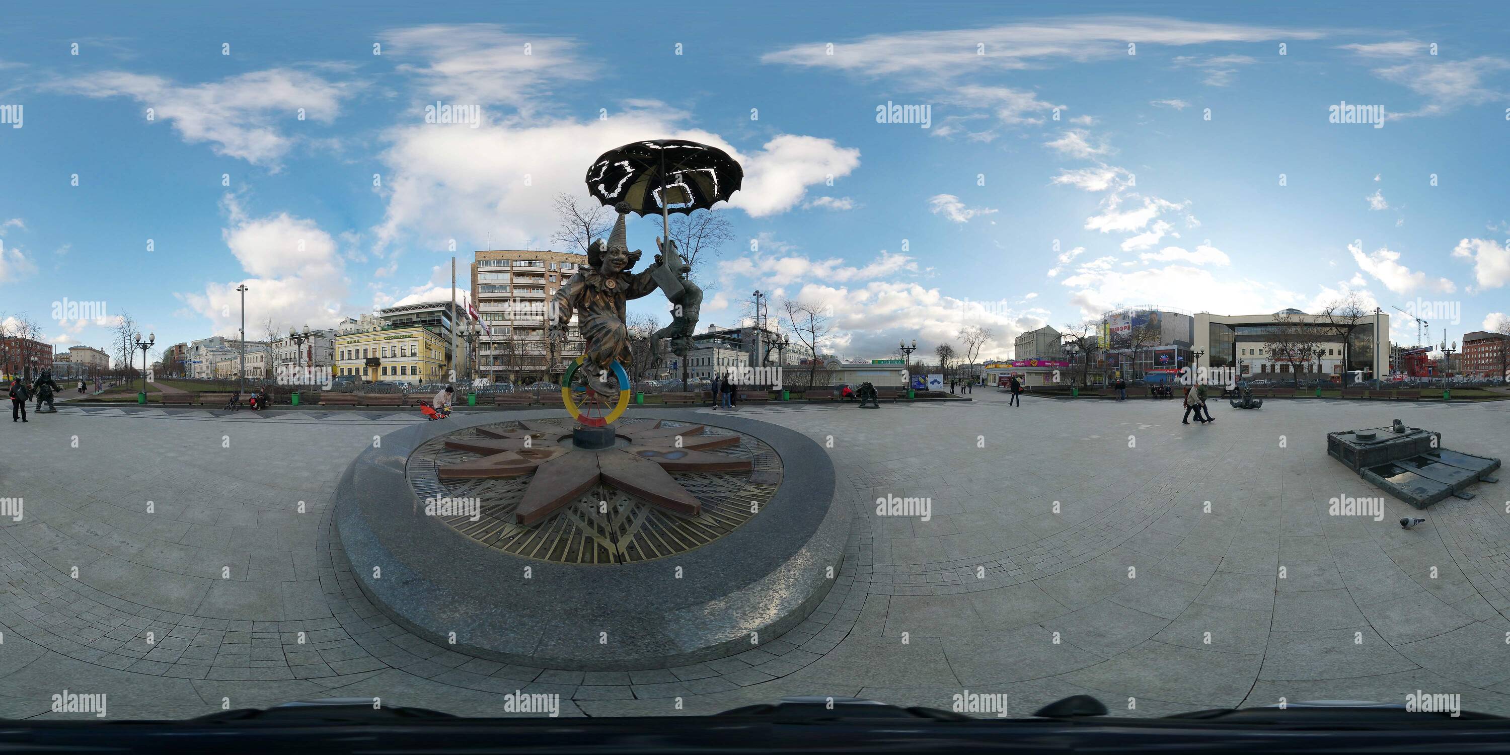 360 Grad Panorama Ansicht von Die bronzenen Clowns Komposition.