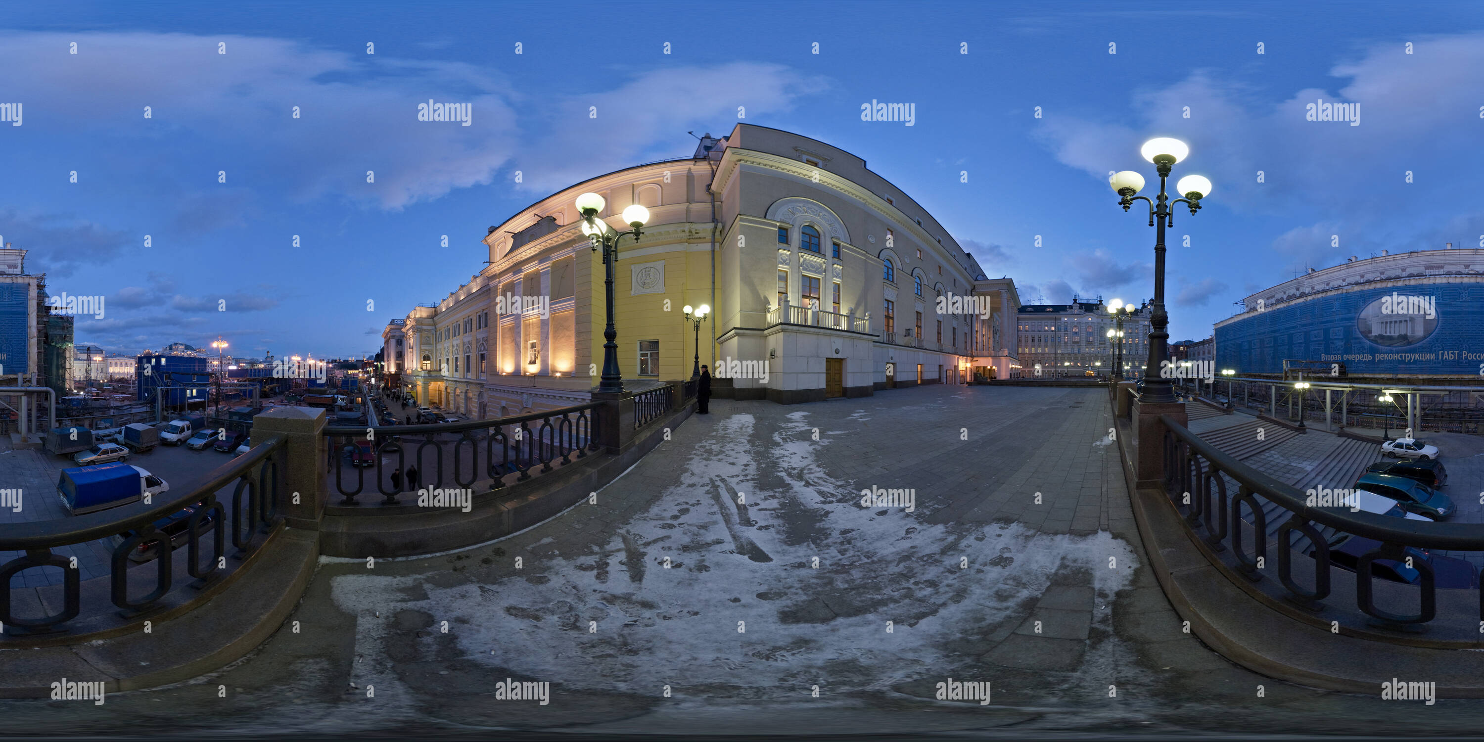 360 Grad Panorama Ansicht von (Theater) Teatralnaya Quadrat