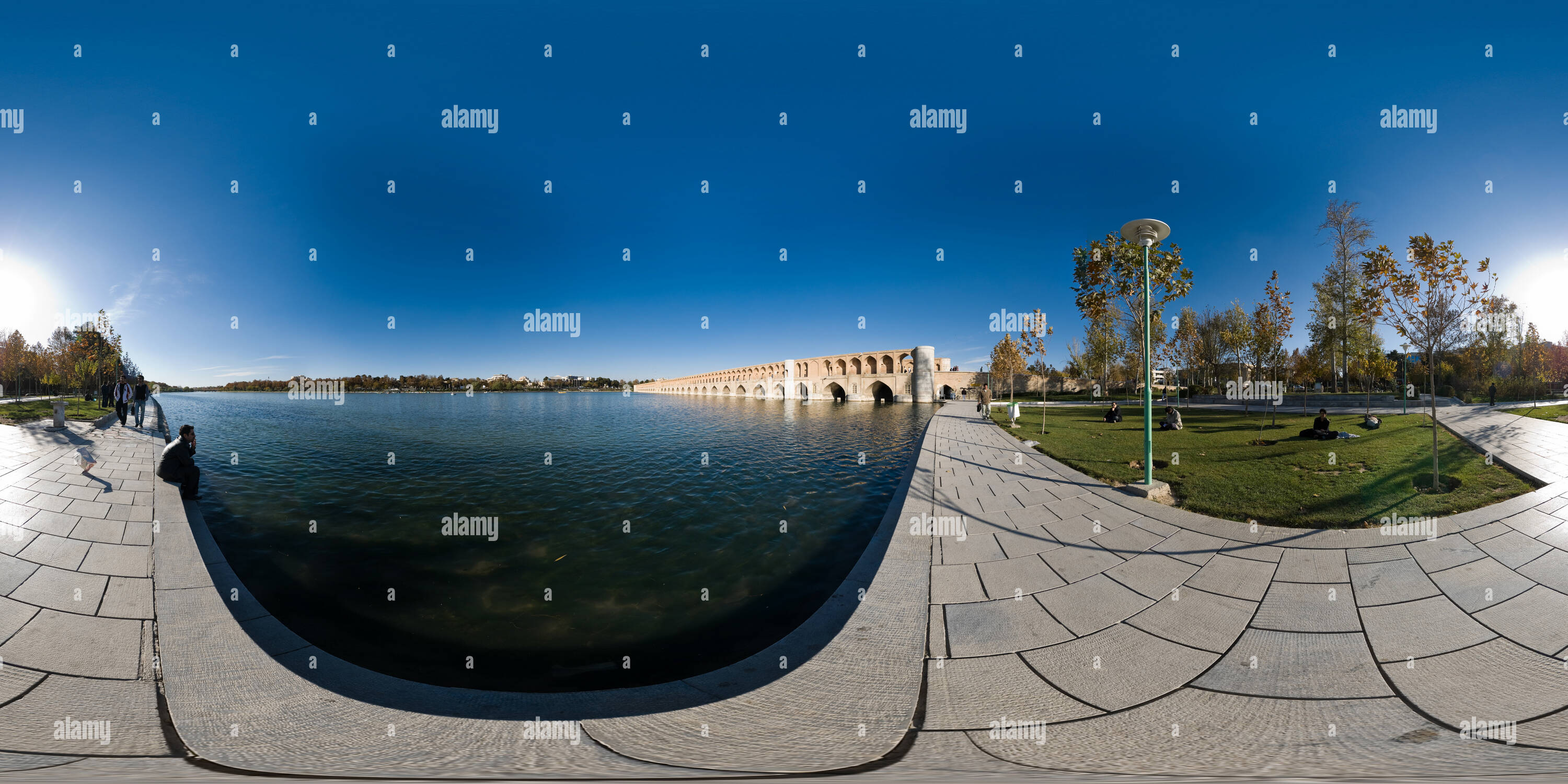 360 Grad Panorama Ansicht von Der Zayandeh River Promenade