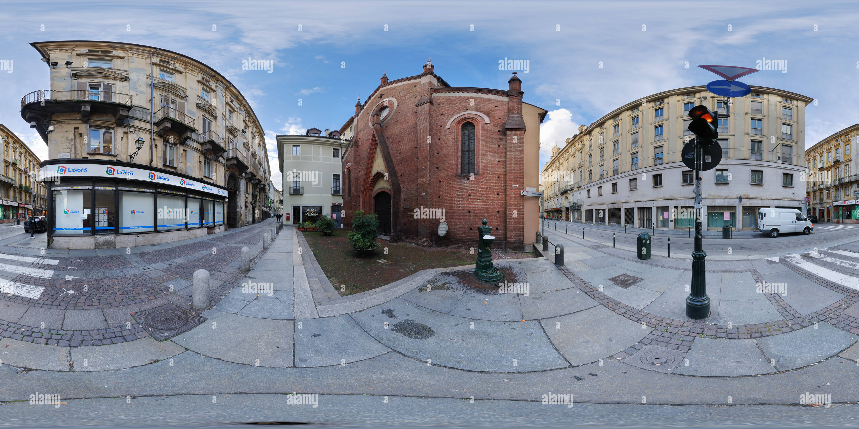 360 Grad Panorama Ansicht von Die Kirche San Domenico - 14. Jahrhundert