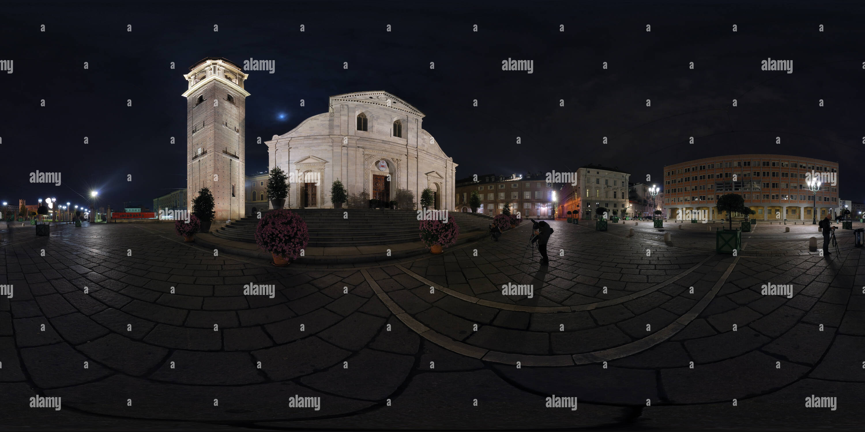 360 Grad Panorama Ansicht von Kathedrale des Heiligen Johannes des Täufers in der Nacht