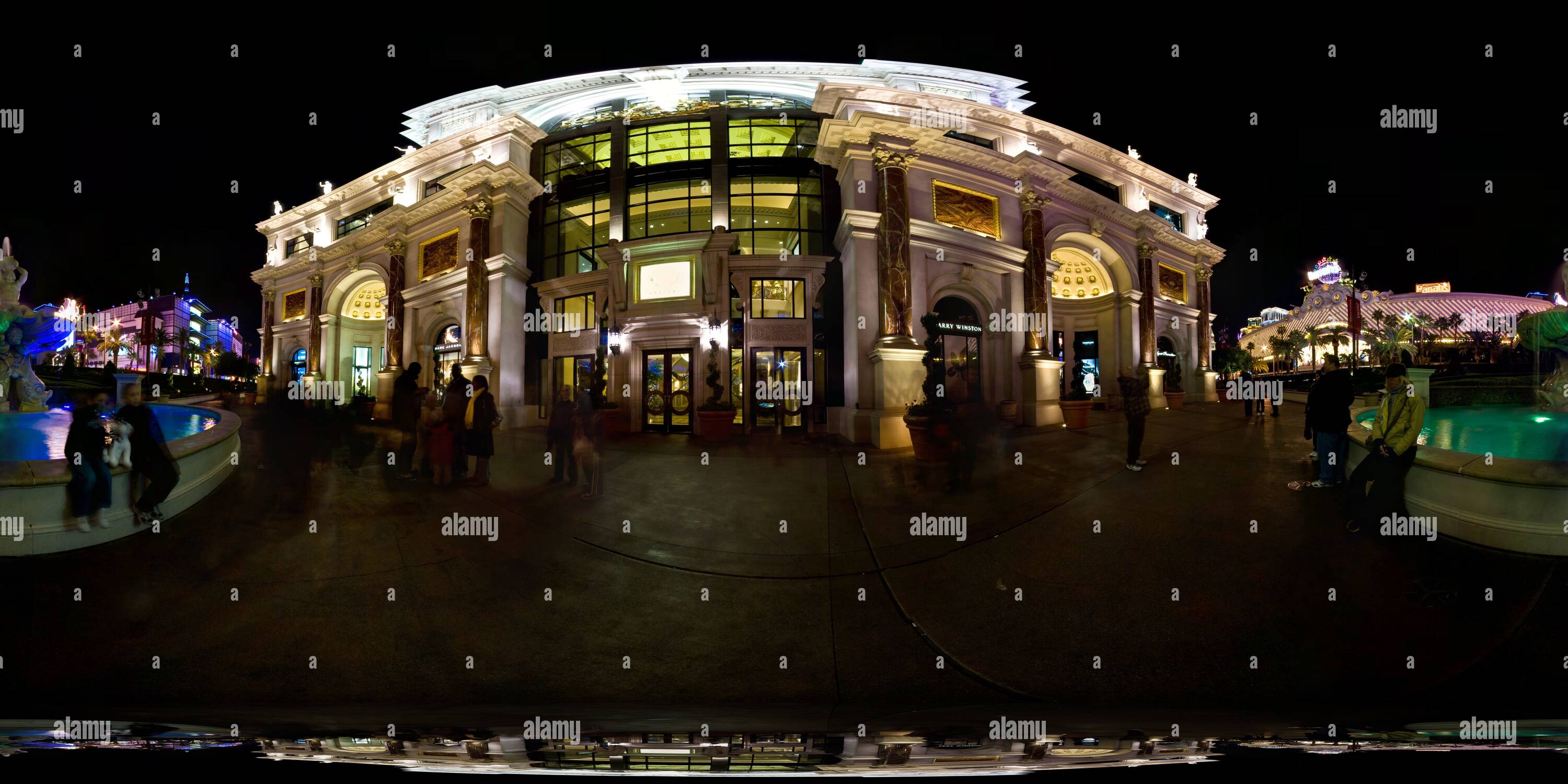 360 Grad Panorama Ansicht von Las Vegas bei Nacht: Caesars Palace Forum Shops