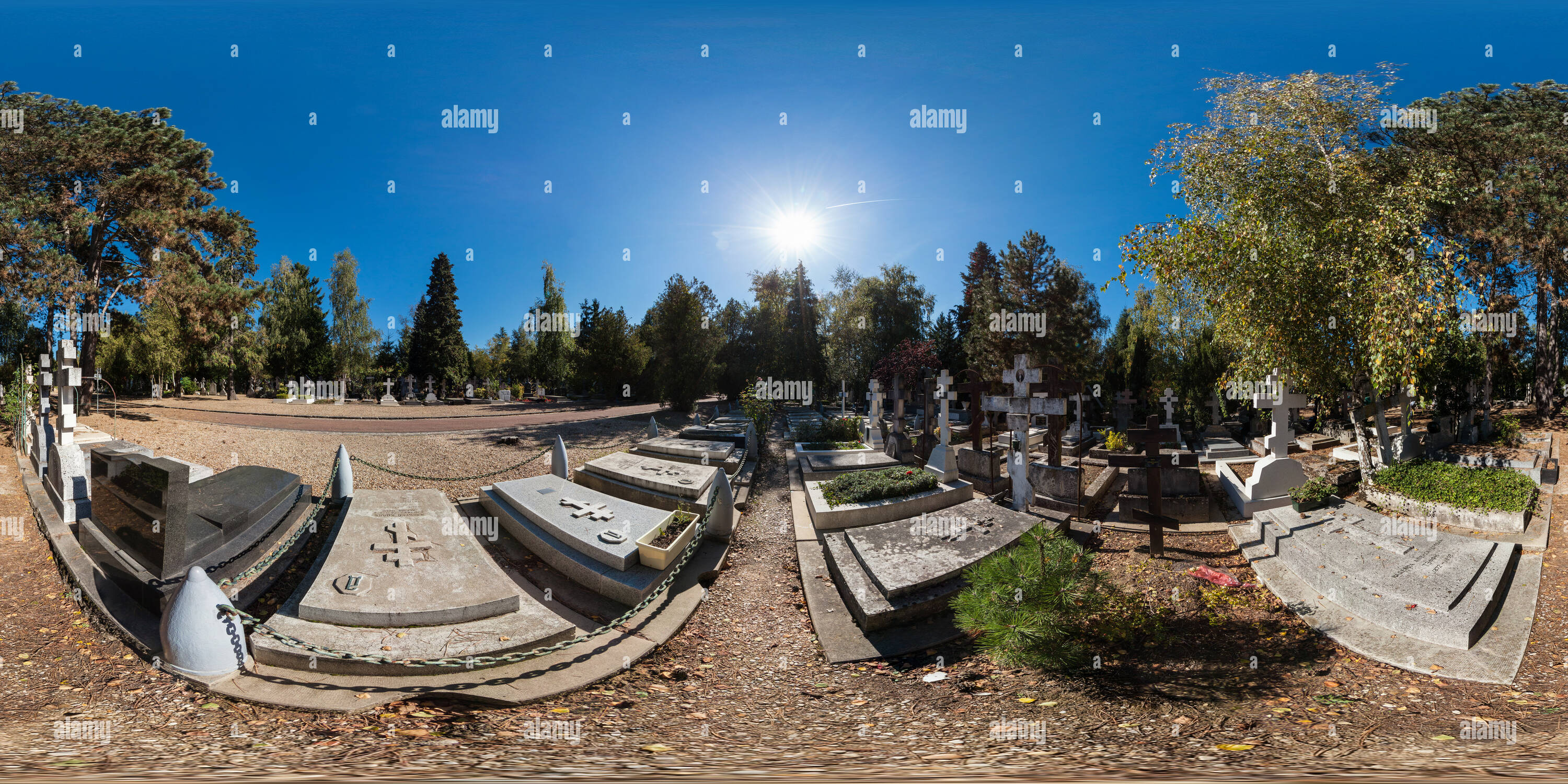 360 Grad Panorama Ansicht von Sainte-Geneviève-des-Bois russischen Friedhof. Die Abteilung Drozdovsky