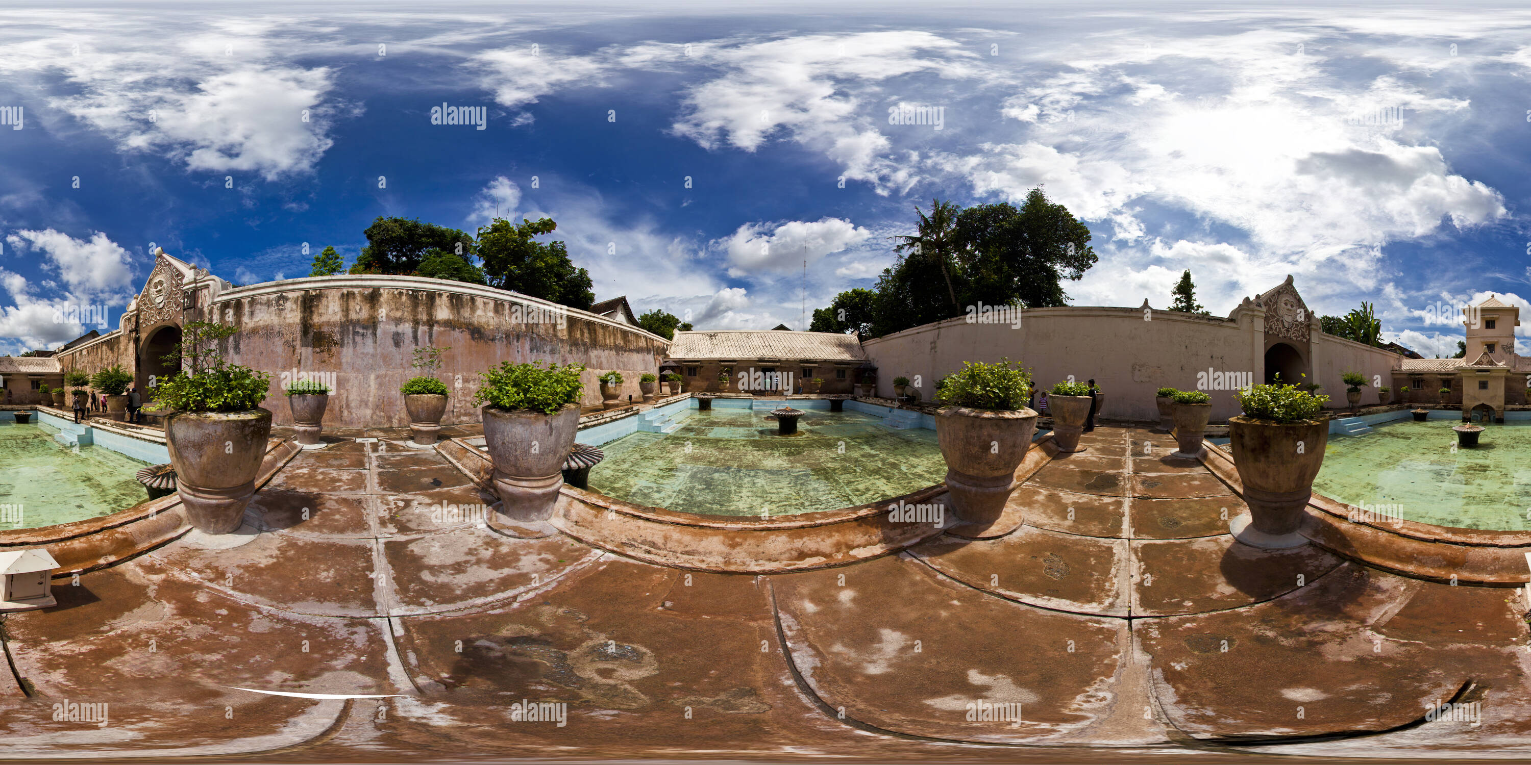 360 Grad Panorama Ansicht von Taman Sari in Yogyakarta Wasser Palace