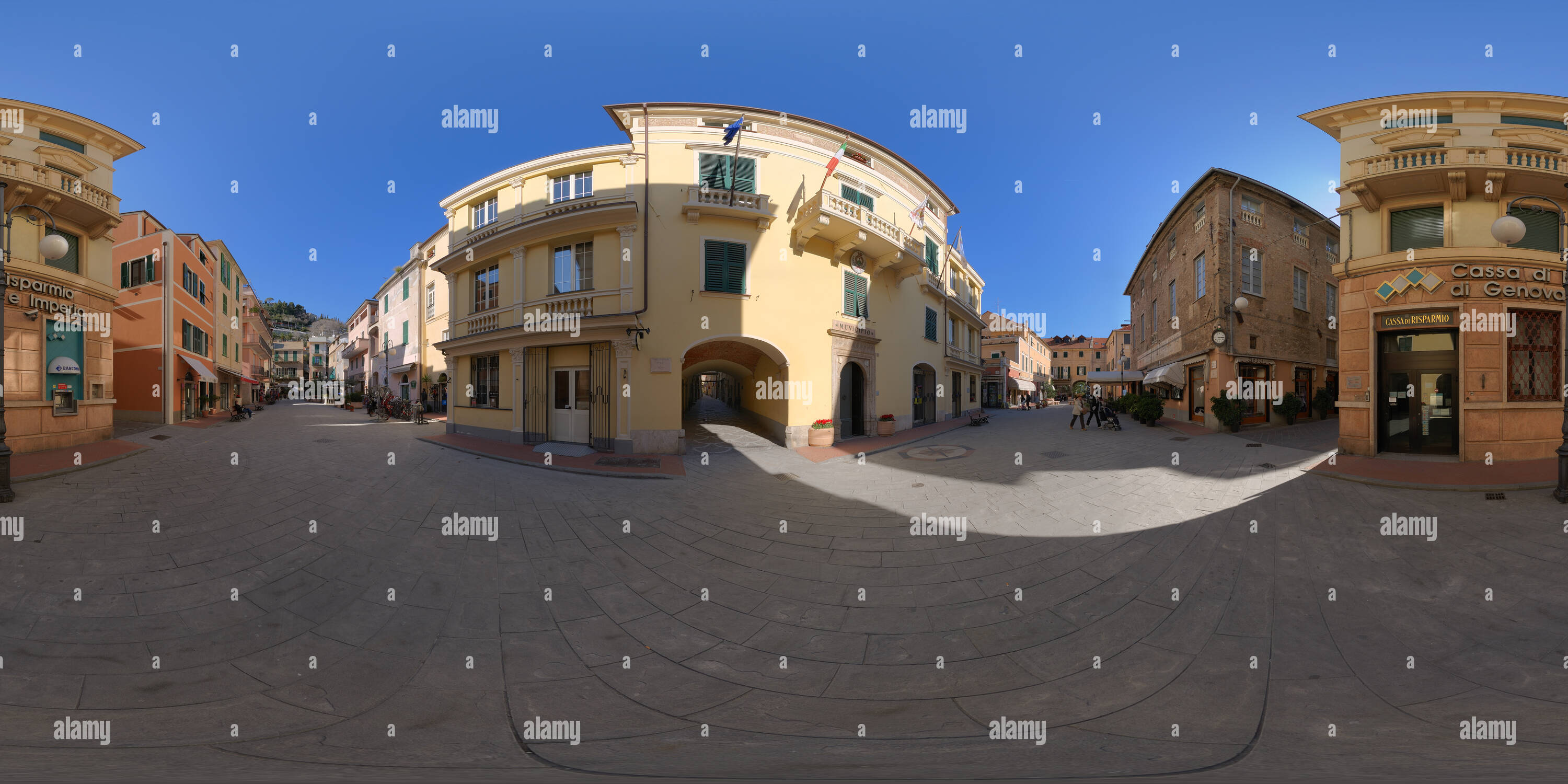 360 Grad Panorama Ansicht von Pietra Ligure, Piazza Municipio