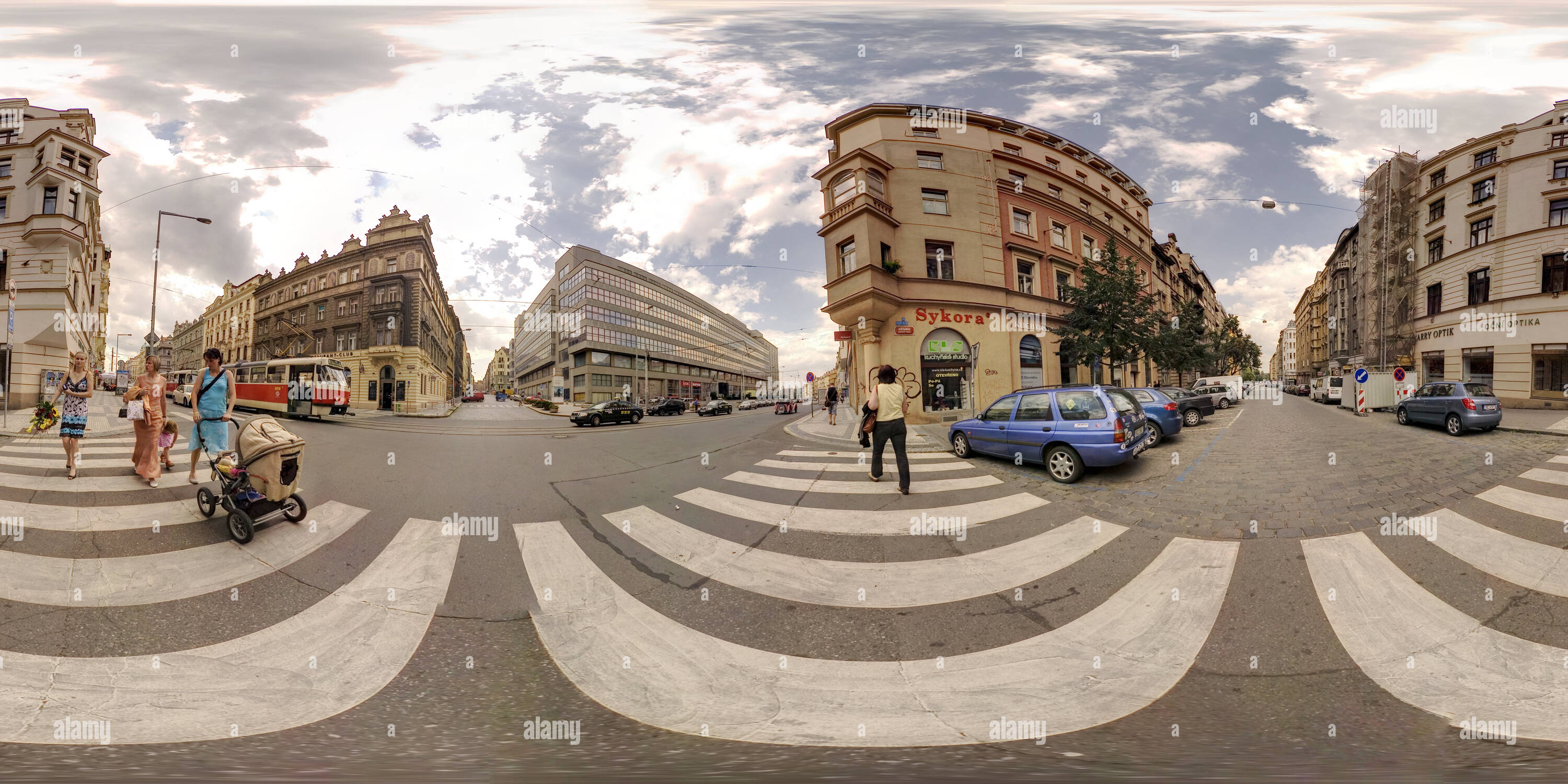 360 Grad Panorama Ansicht von Dukelskych Hrdinu Prag - Sommer 63