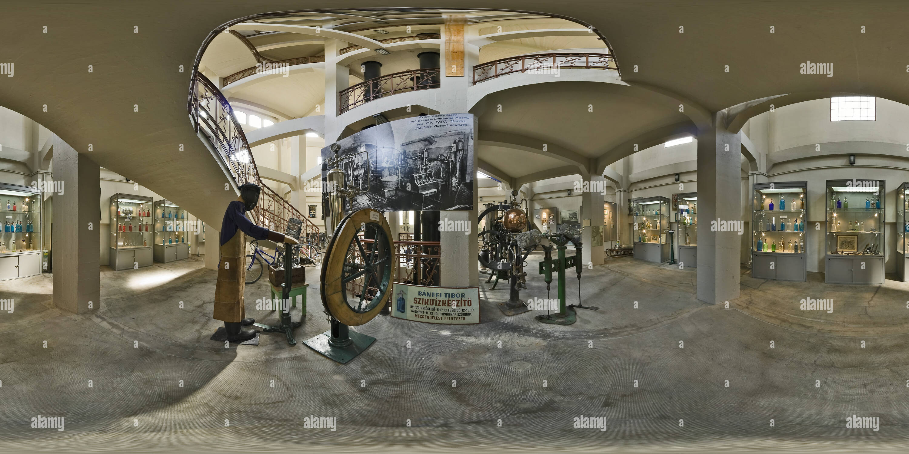 360 Grad Panorama Ansicht von Wasserturm - Soda Museum - Manuelle Sodawasser Ladegerät