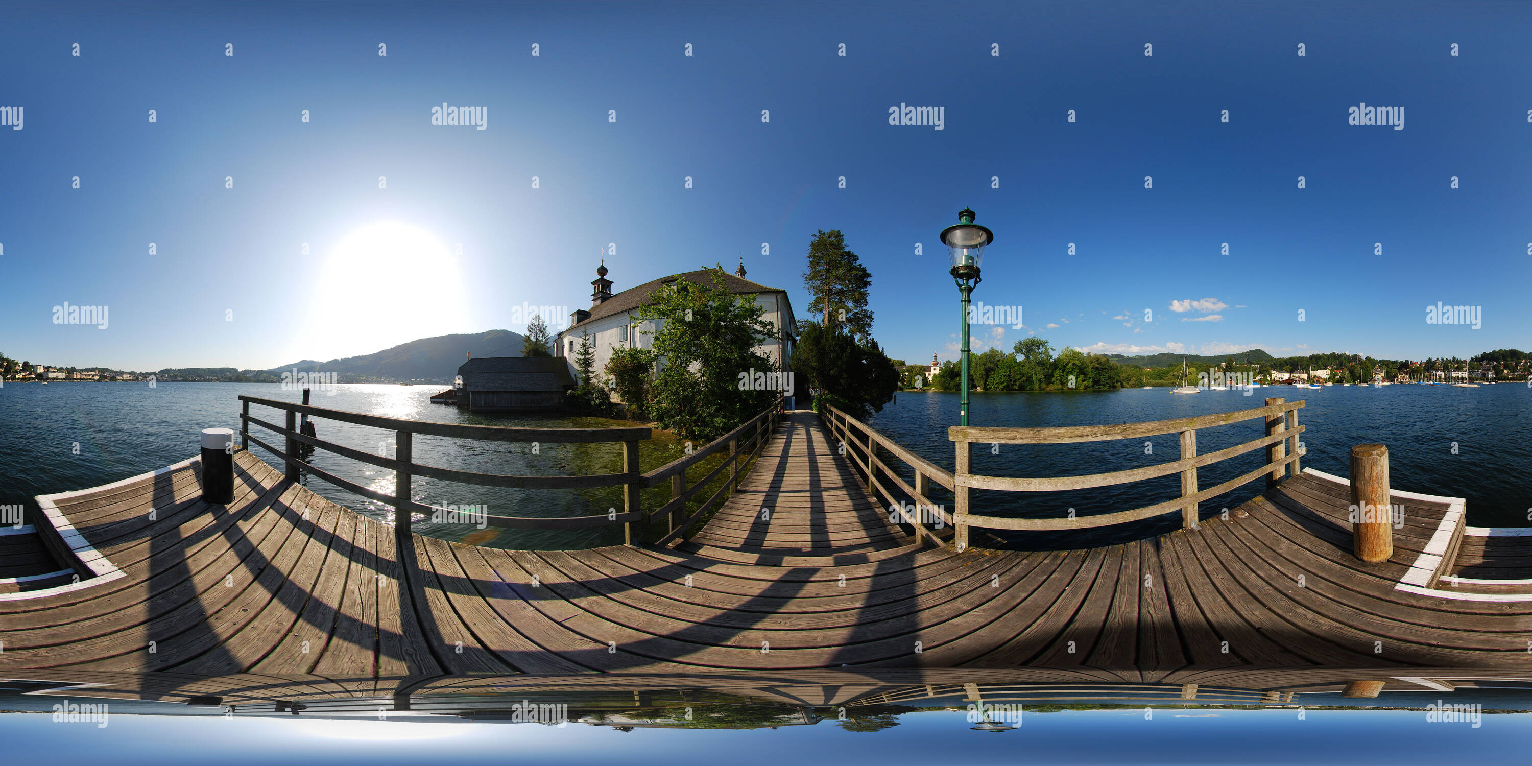 360 Grad Panorama Ansicht von Seeschloss Ort, Blick auf den Traunsee