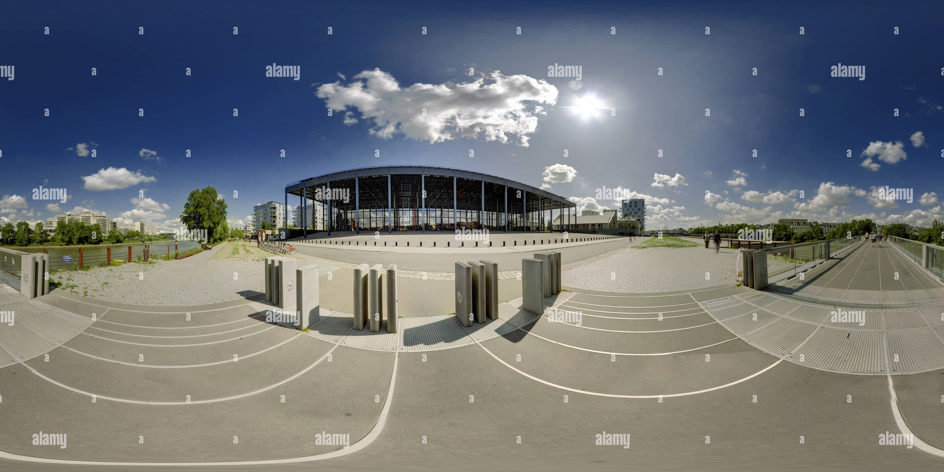 360 Grad Panorama Ansicht von Palais de Justice Nantes 5.