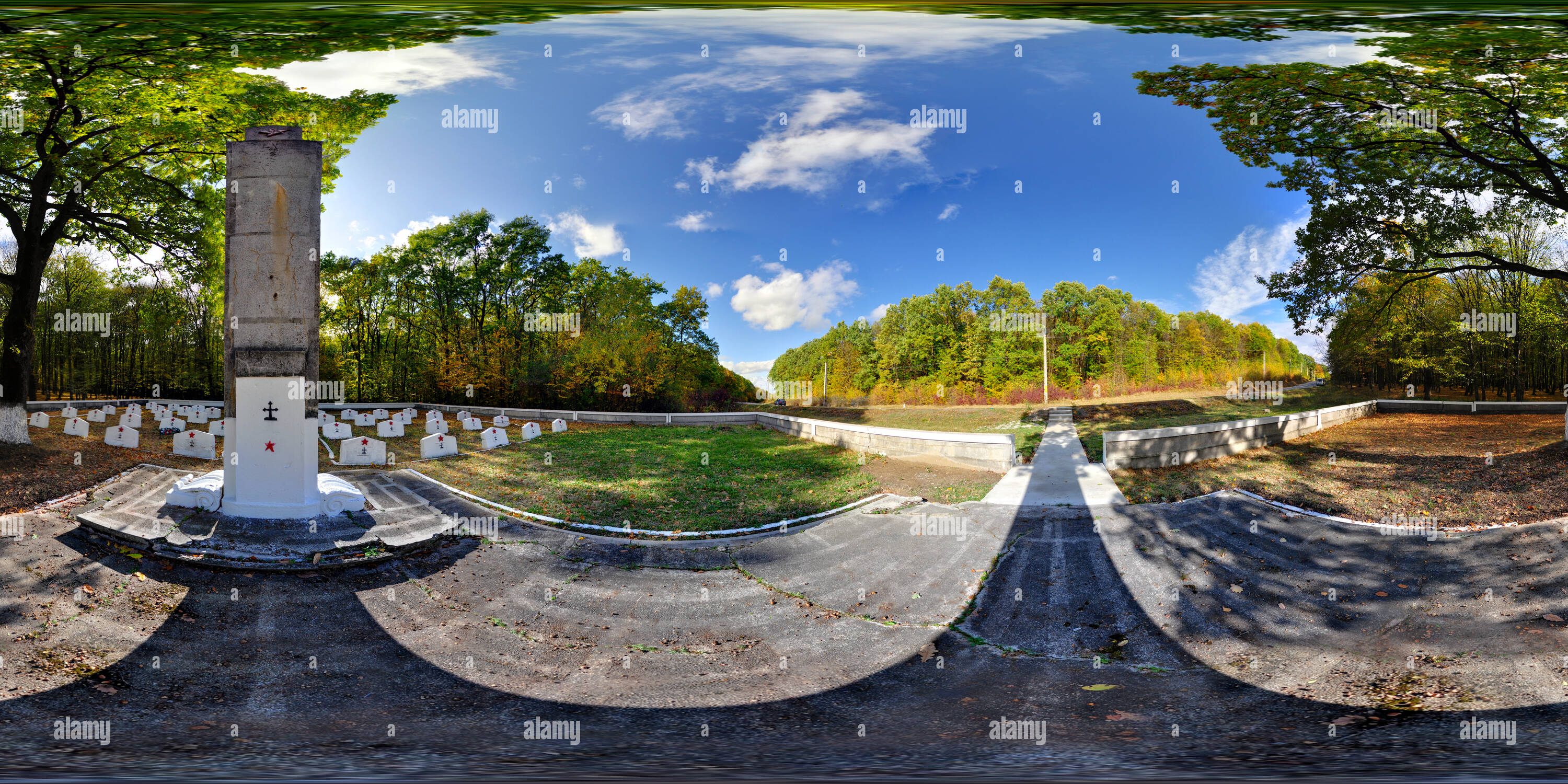 360 Grad Panorama Ansicht von Sowjetische Soldaten Friedhof im Pascani Woods