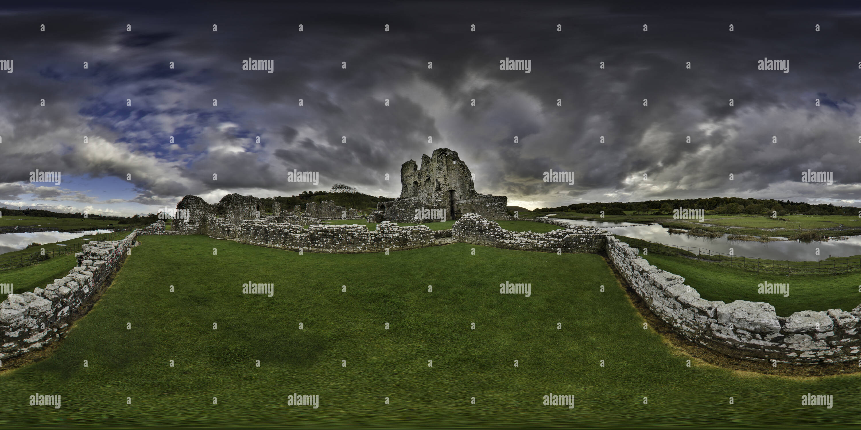 360 Grad Panorama Ansicht von Castell Ogwr (ogmore Schloss) Nr Bridgend, West Glamorgan, Wales Cymru,