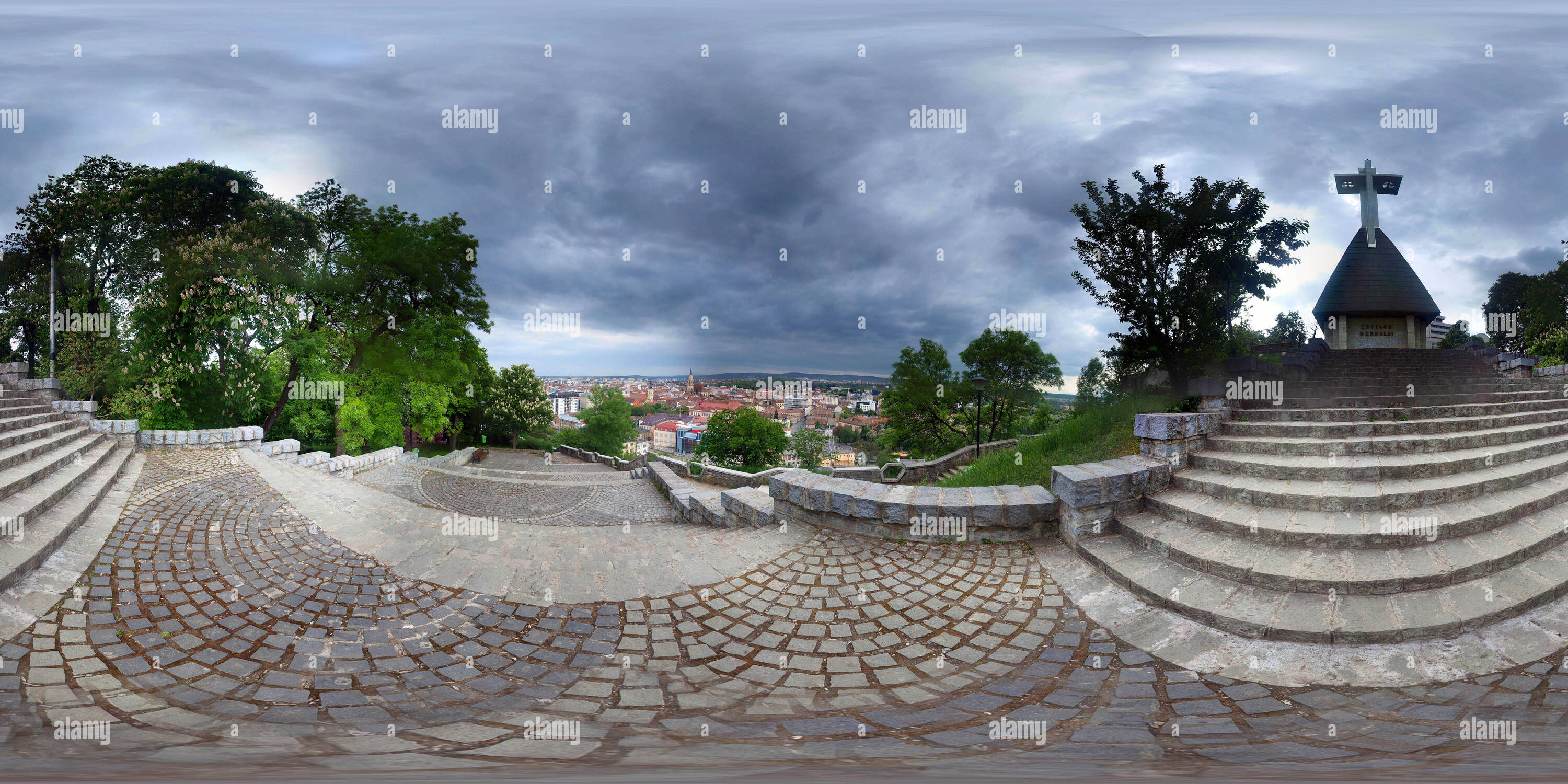 360 Grad Panorama Ansicht von Cluj Napoca aus dem Belvedere Hügel gesehen