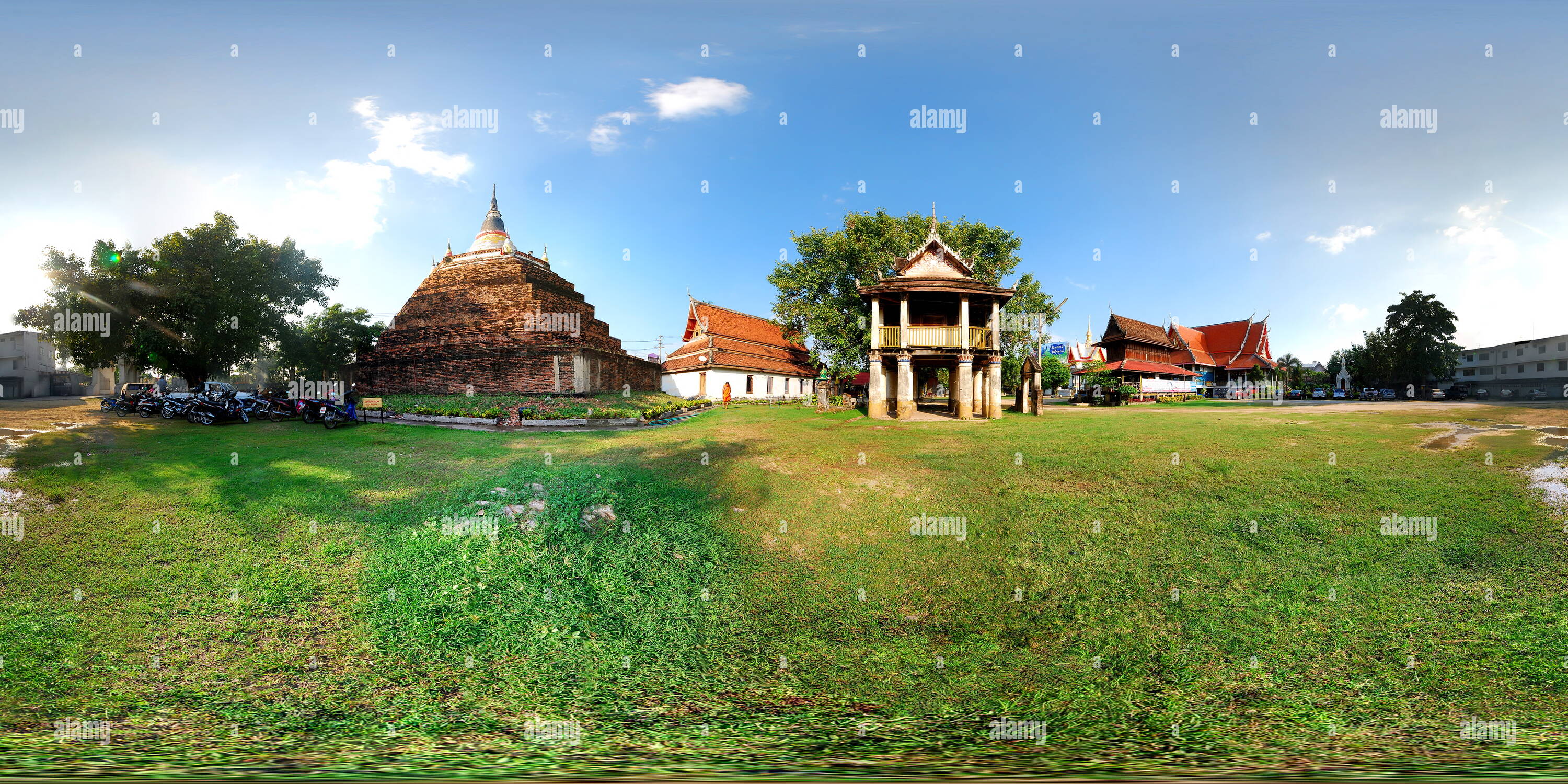 360 Grad Panorama Ansicht von Wat Rajburana, Phitsanulok