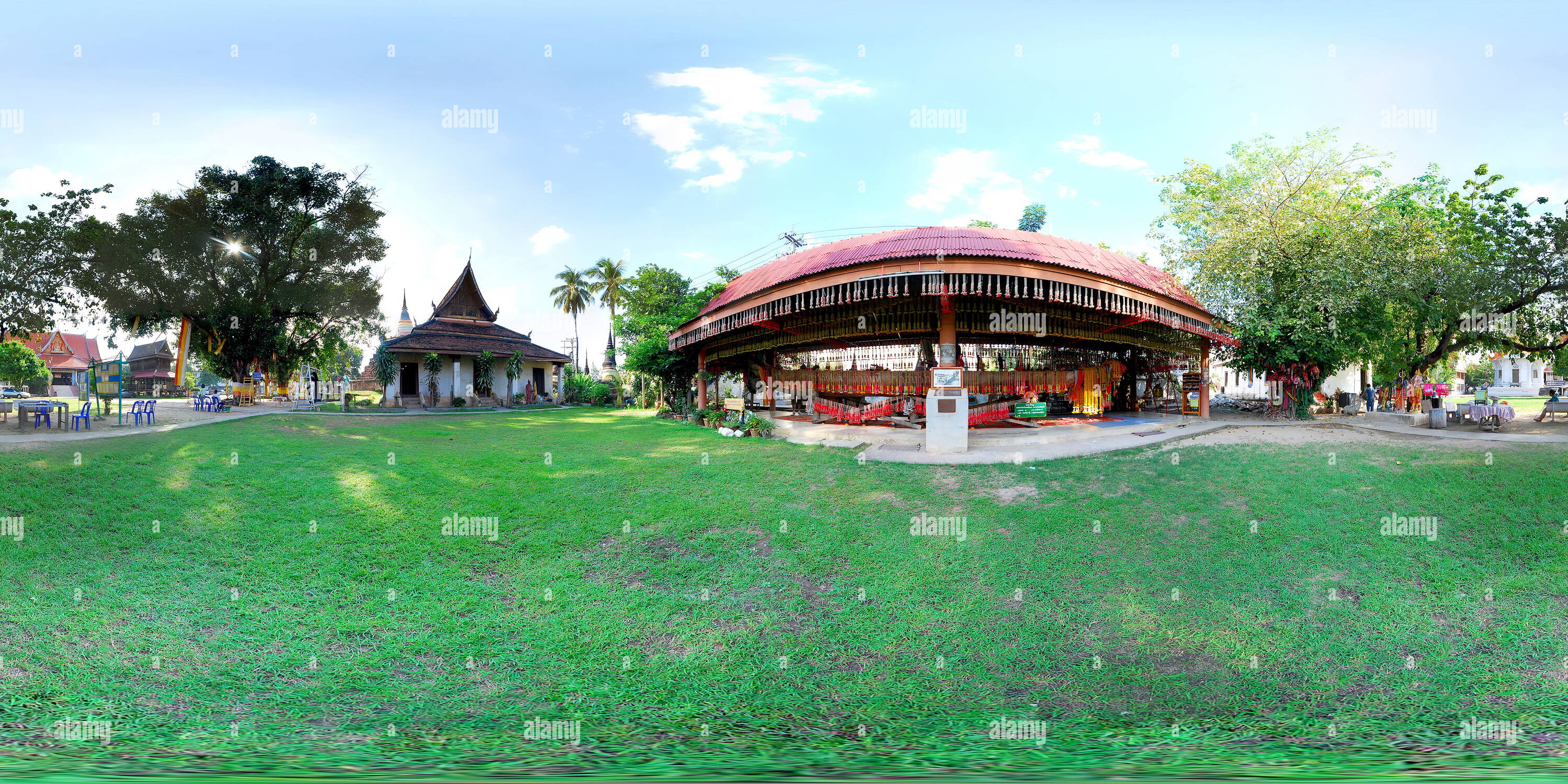 360 Grad Panorama Ansicht von Wat Rajburana - Royal Yacht - Phitsanulok