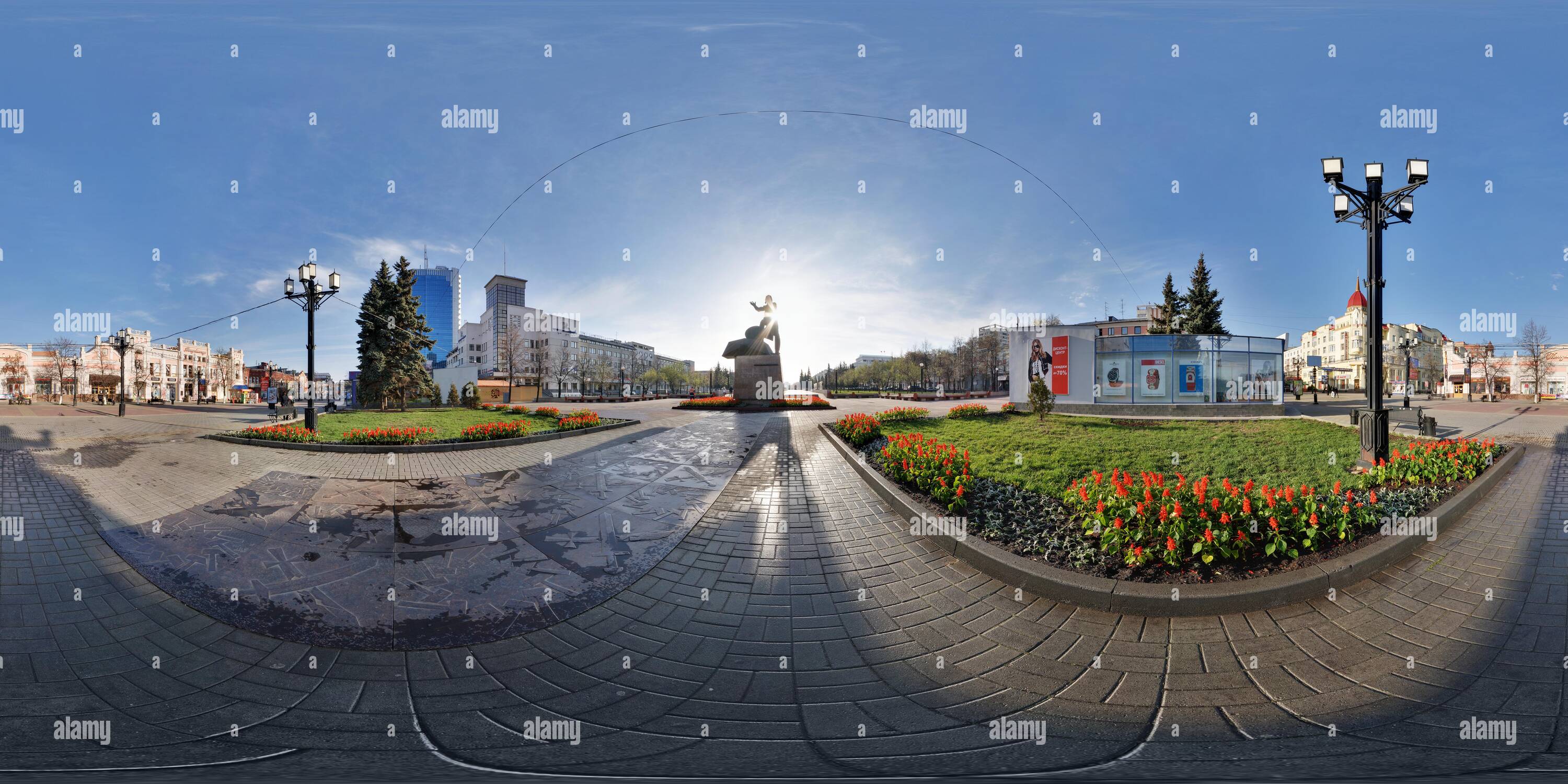 360 Grad Panorama Ansicht von Denkmal Freiwilliger - tankman